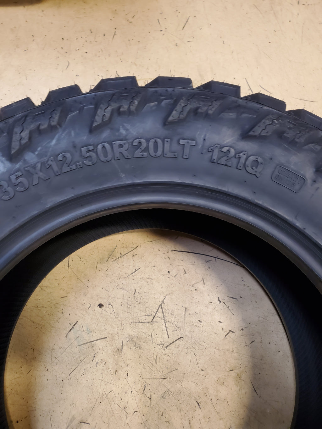 2 NOS AMP TERRAIN ATTACK M/T A LT 35 12.50 20 121Q 10PLY MUD TIRE 35125020AMPCM2