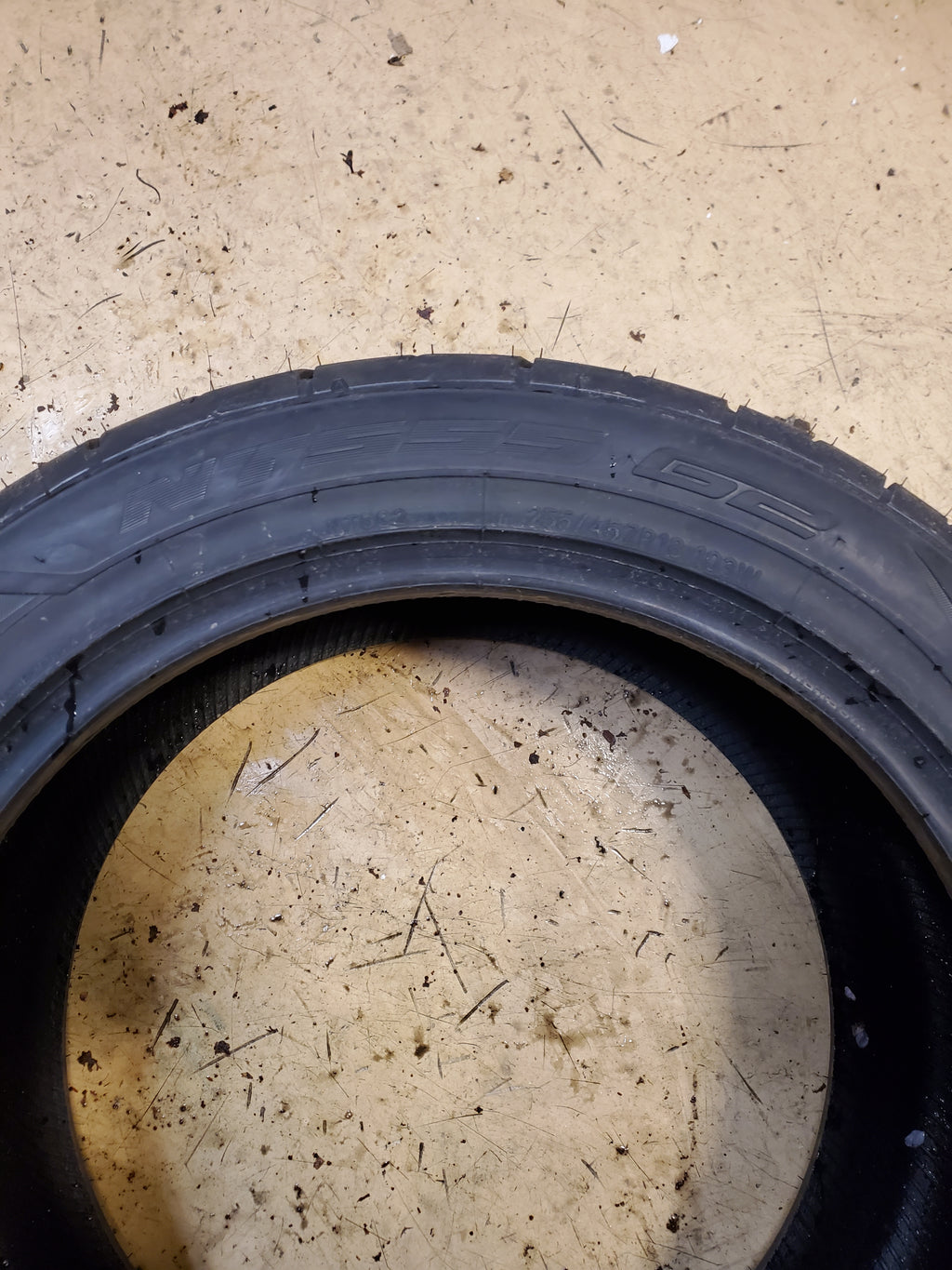 2 NITTO NT555 G2 BSW P 255 45 18 103W XL UHP TIRE 211040