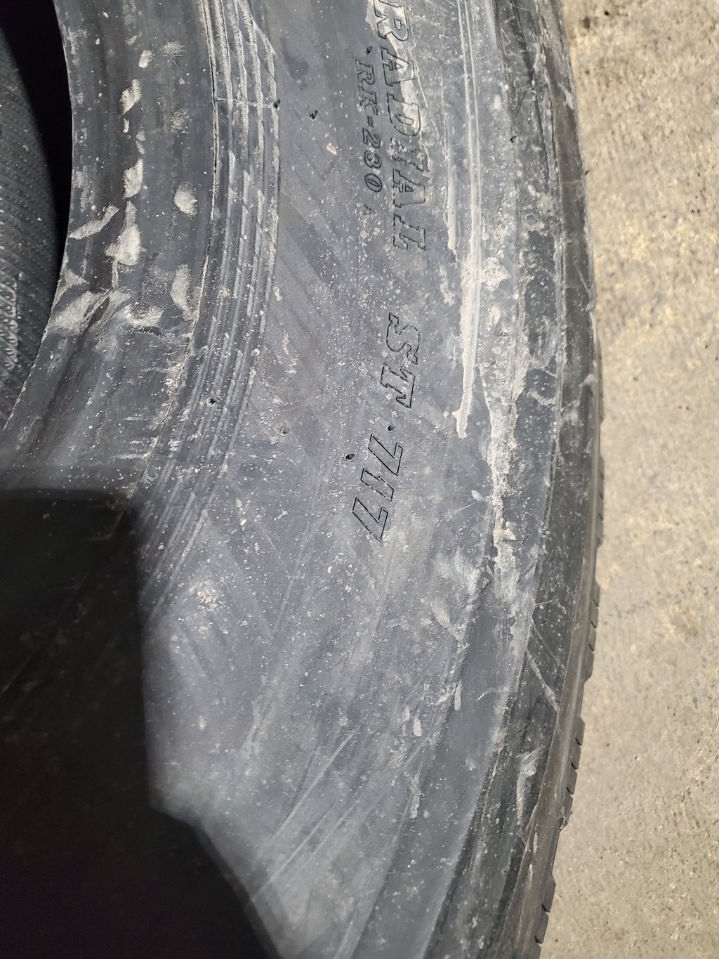 SUMITOMO ST717 BSW LT 11 17.5 143G 14PLY ALL POSITION TIRE 5530442