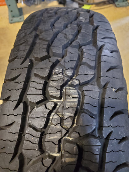 BFGOODRICH TRAIL TERRAIN T/A OWL P 225 75 16 108T XL ALL SEASON TIRE 06260