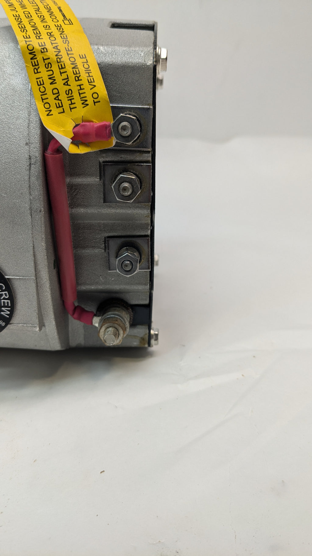 DELCO REMY ALTERNATOR 35SI MODEL 12V 140A 1/4 B+ OUTPUT TERMINAL J180 HINGE 8600064
