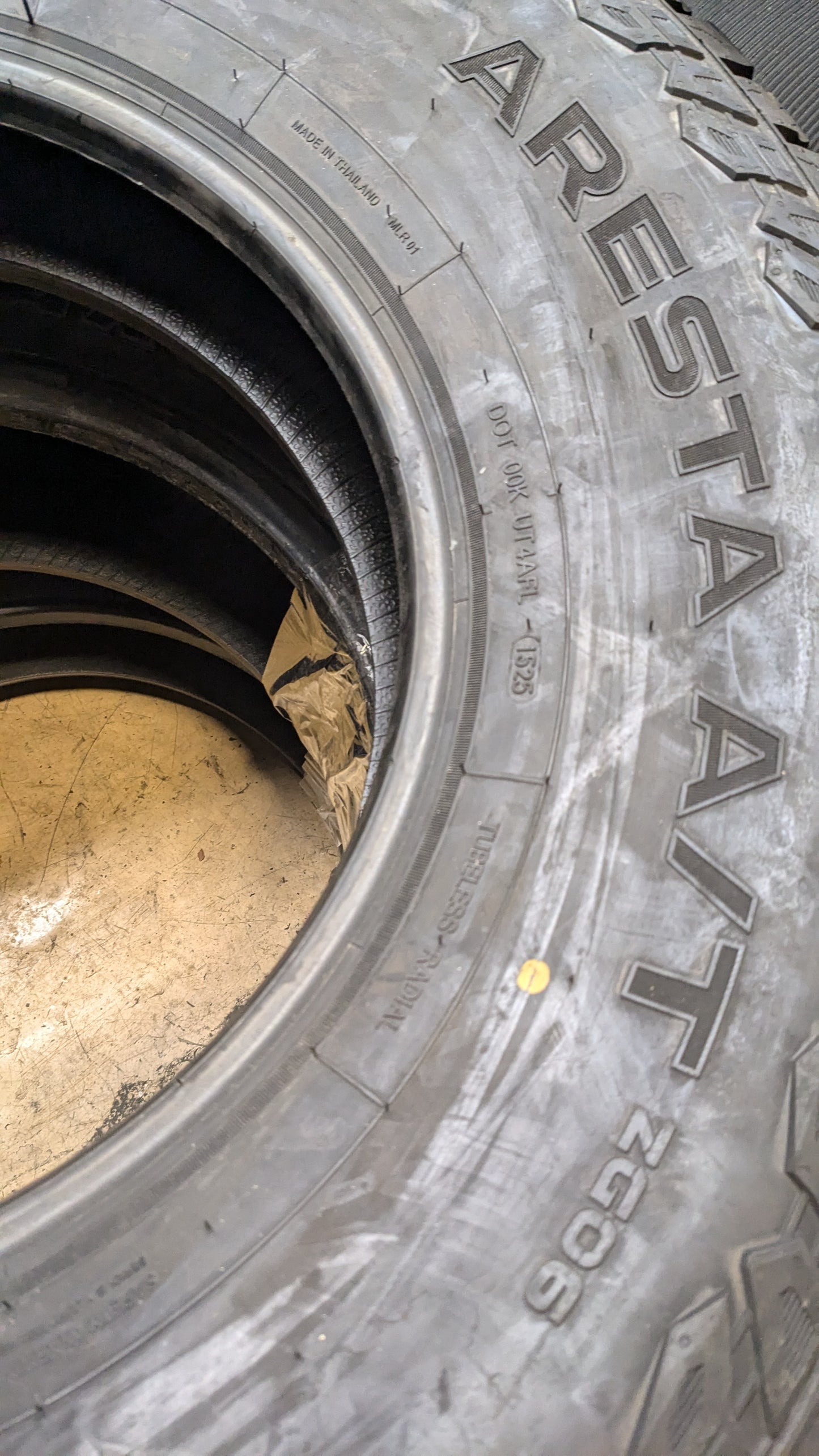 ARISUN ARESTA A/T ZG06 BSW LT 285 75 18 129/126S 10PLY ALL TERRAIN TIRE TH85987