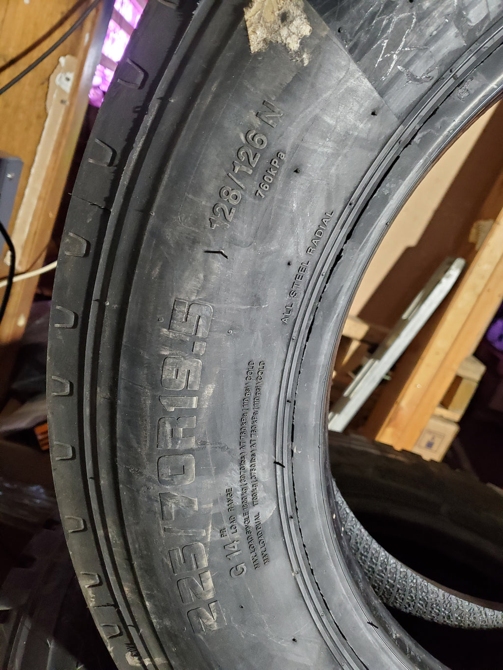 SUPERMAX HF1 PLUS BSW LT 225 70 19.5 128/126N 14PLY STEER TIRE MTR7108ZC