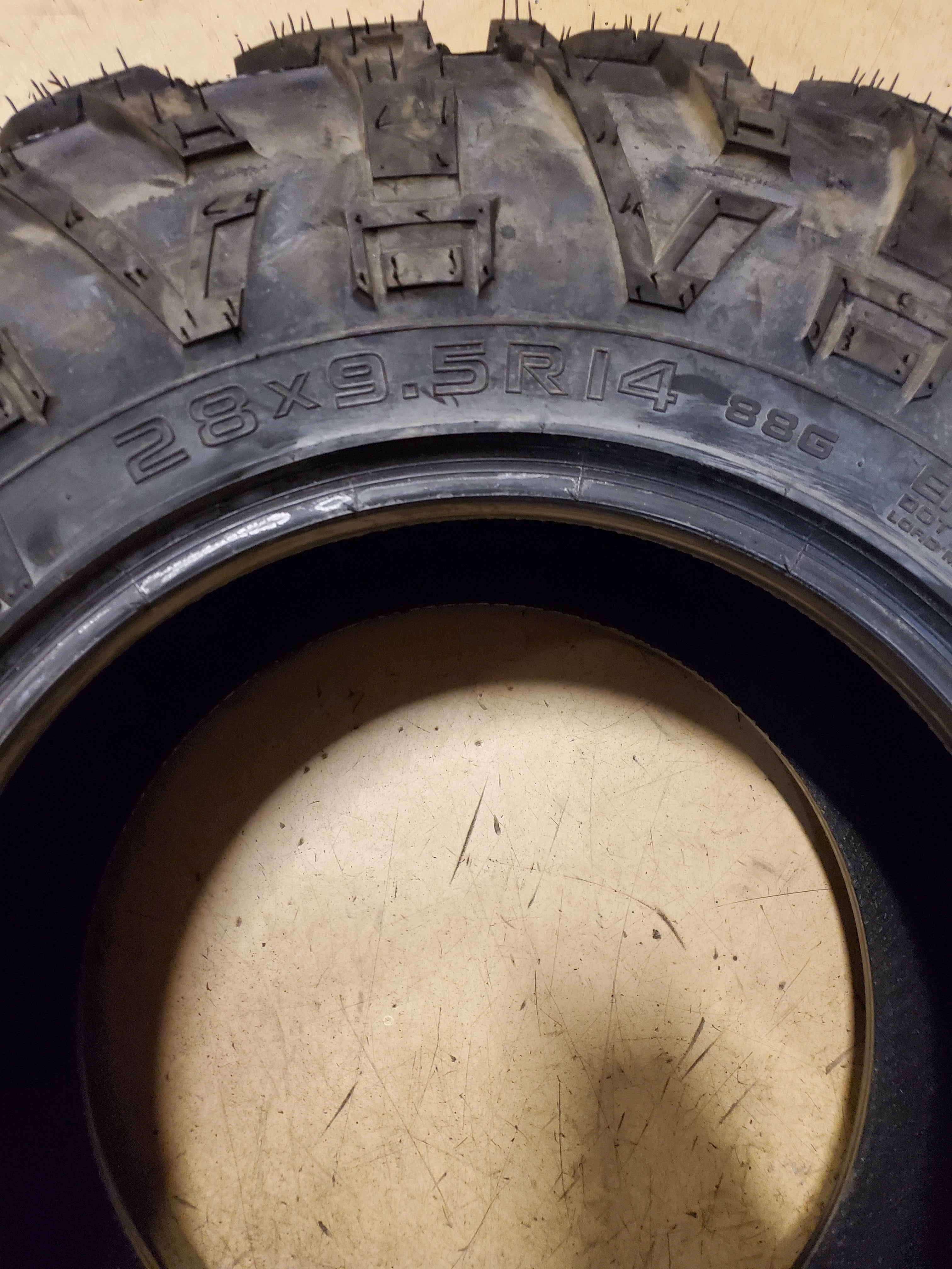 NOS EFX MOTOVATOR BSW 28 9.5 14 88G 8PLY ATV/UTV TIRE P1018035