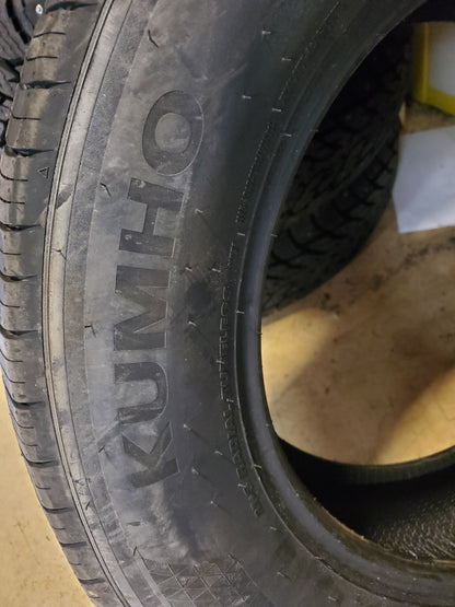 KUMHO CRUGEN HP71 BSW P 235 65 17 104H ALL SEASON TIRE 2282512