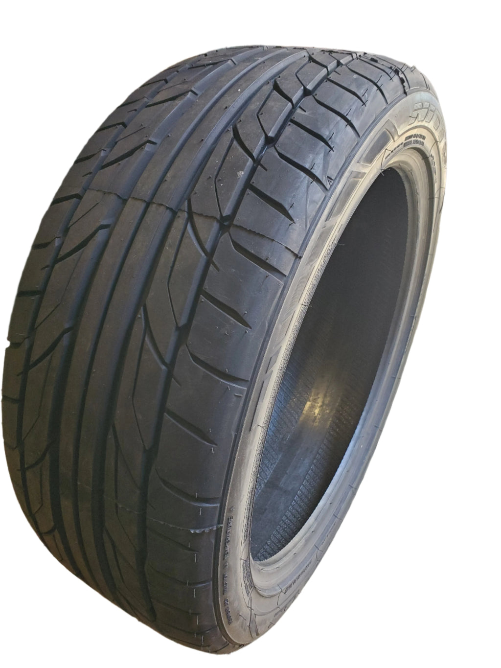 NITTO NT555 G2 BSW P 245 45 20 103W XL UHP TIRE 211070