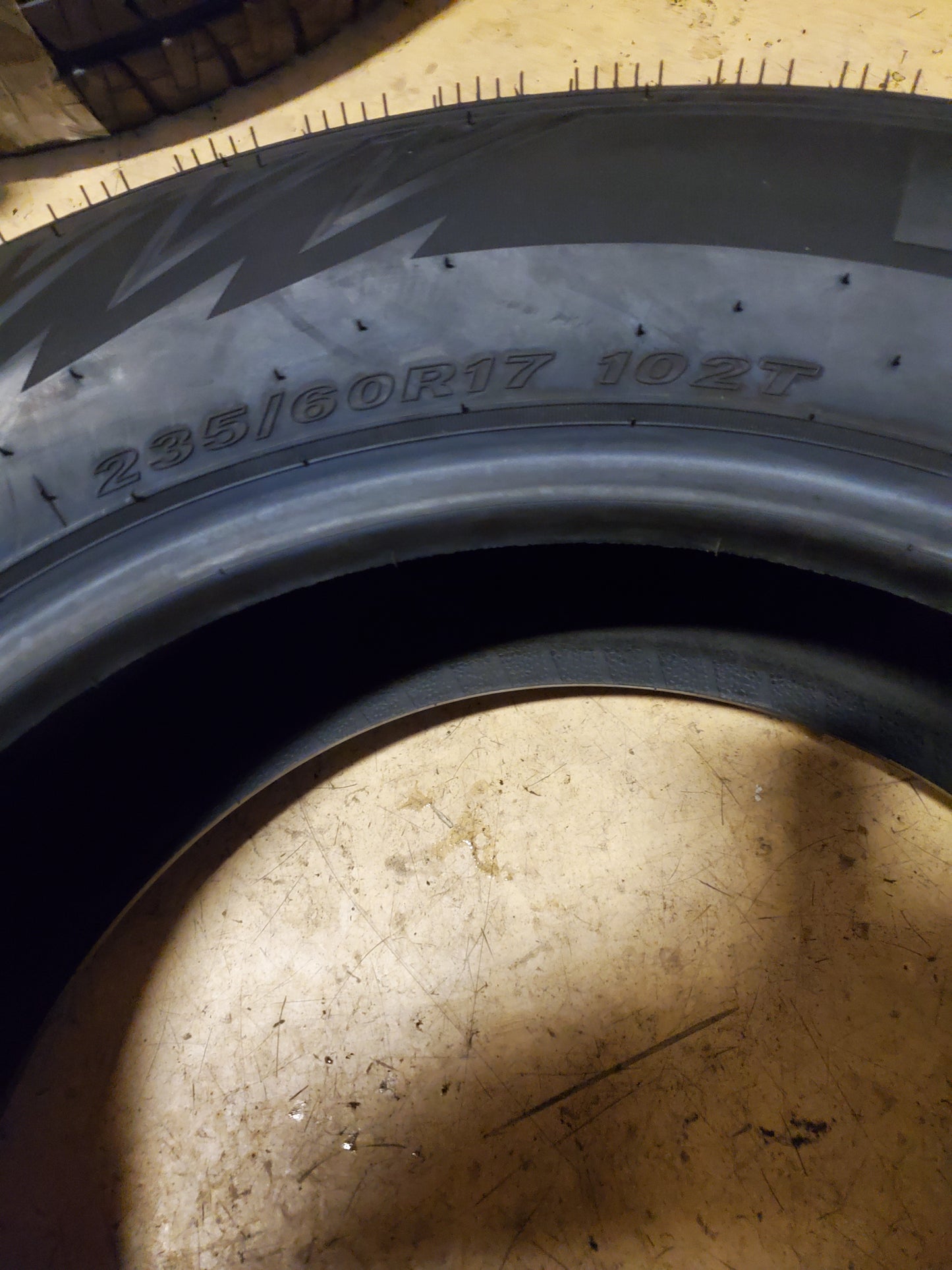 NEXEN WINGUARD WINSPIKE WS62 BSW P 235 60 17 102T WINTER TIRE 16276NXK