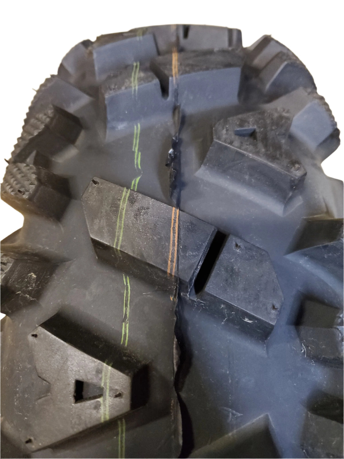 NOS SUNF BSW AT 24 8 12 6PLY ATV/UTV TIRE A001240812
