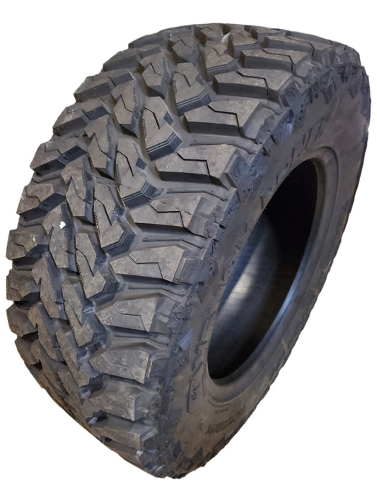 VENOM POWER TERRA HUNTER M/T BSW LT 33 12.5 18 118Q 10PLY MUD TIRE TVPMT39