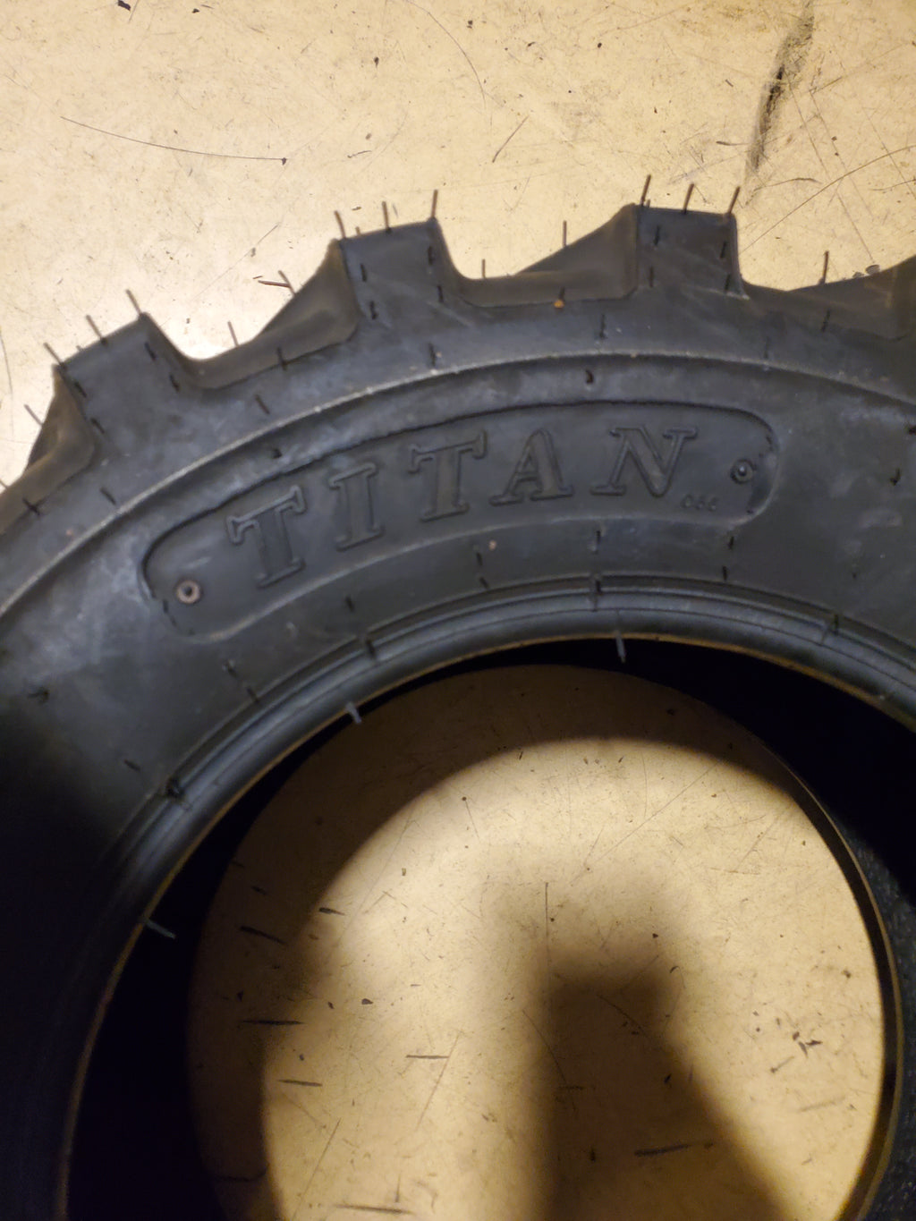 TITAN TRAC LOADER BSW 23 8.5 12 94G 4PLY INDUSTRIAL TIRE 4123C3