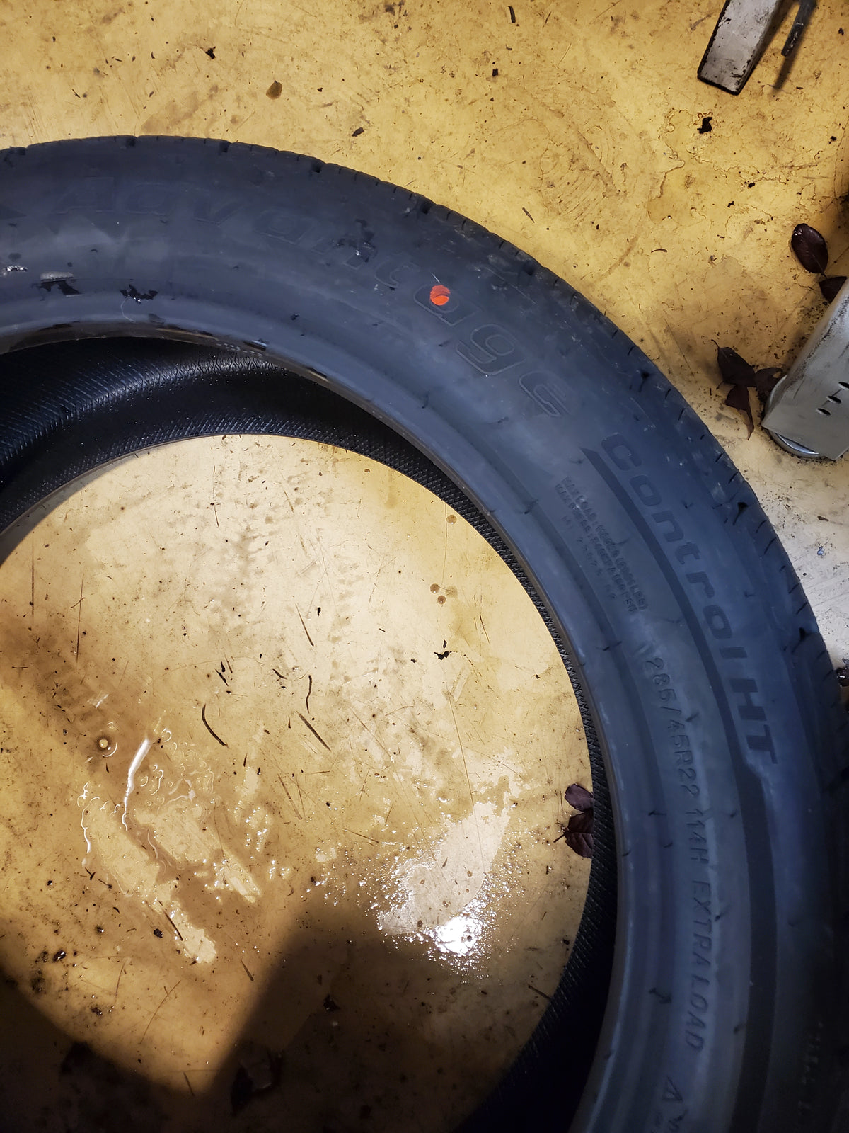 2 BFGOODRICH ADVANTAGE CONTROL HT BSW P 285 45 22 114H XL ALL SEASON TIRE 27744