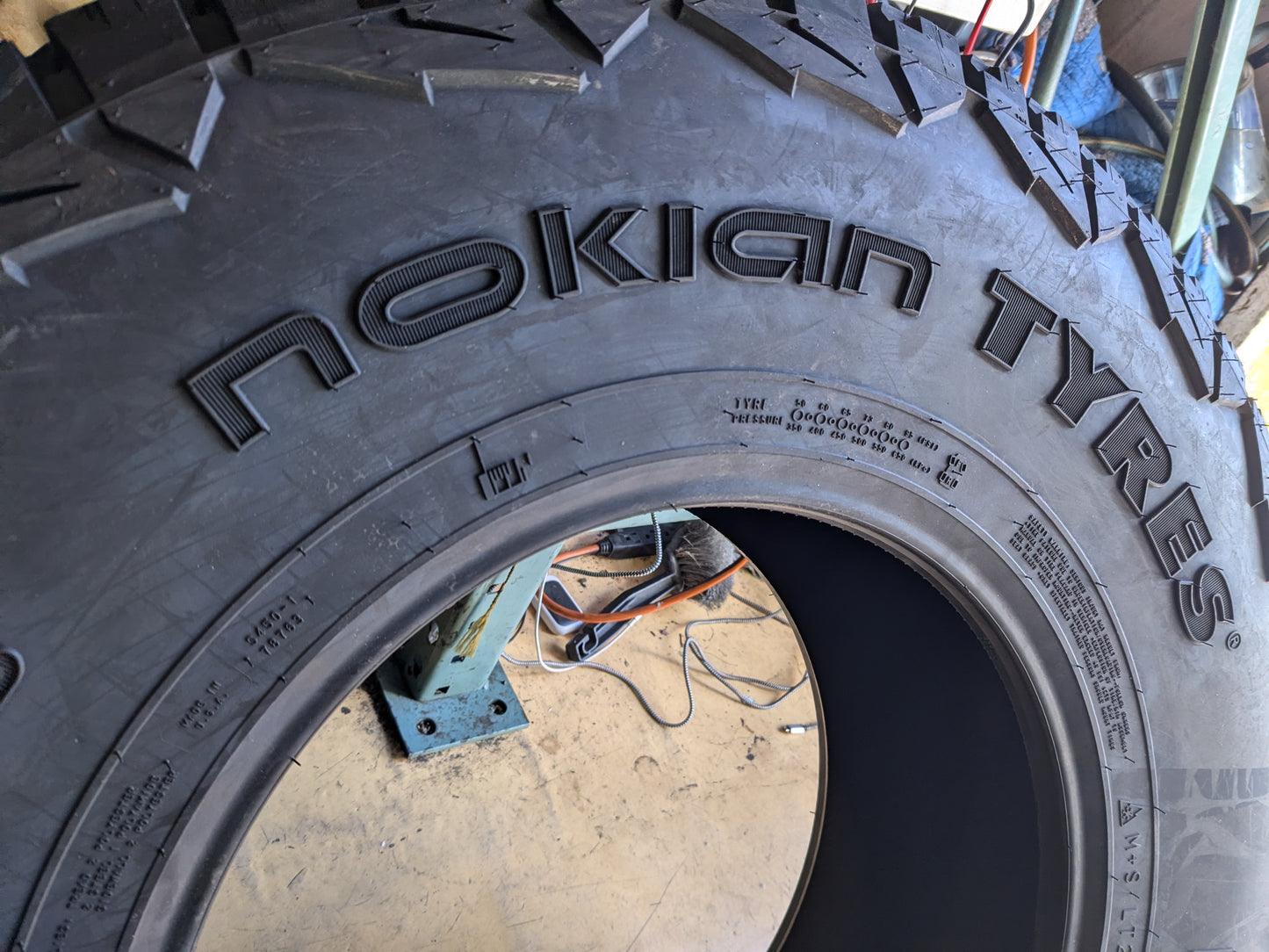 NOKIAN OUTPOST NAT BSW LT 285 75 16 126/123S E ALL TERRAIN TIRE T432866