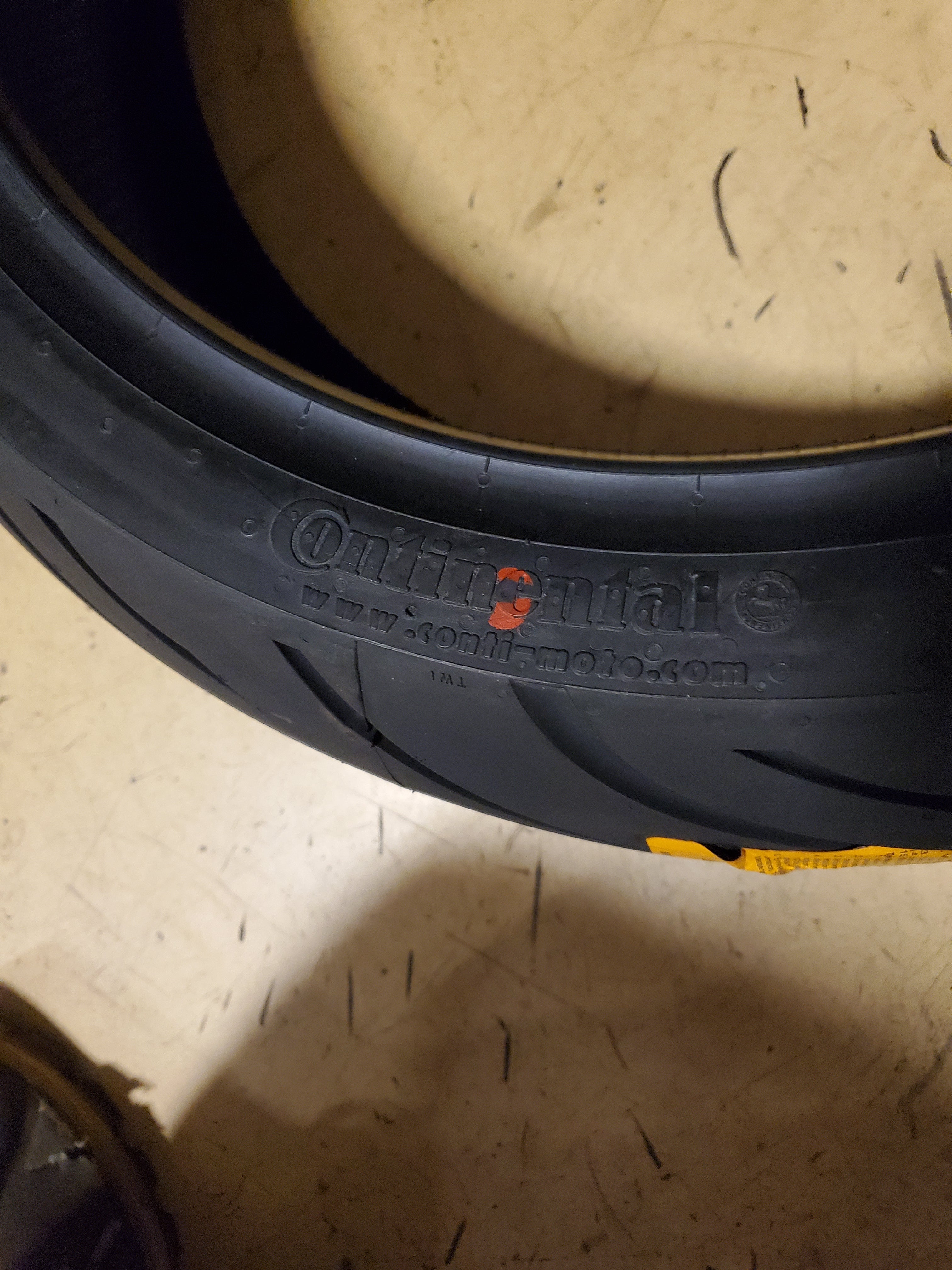 CONTINENTAL CONTIMOTION BSW 180 55 17 73W REAR MOTORCYCLE TIRE 02550200000