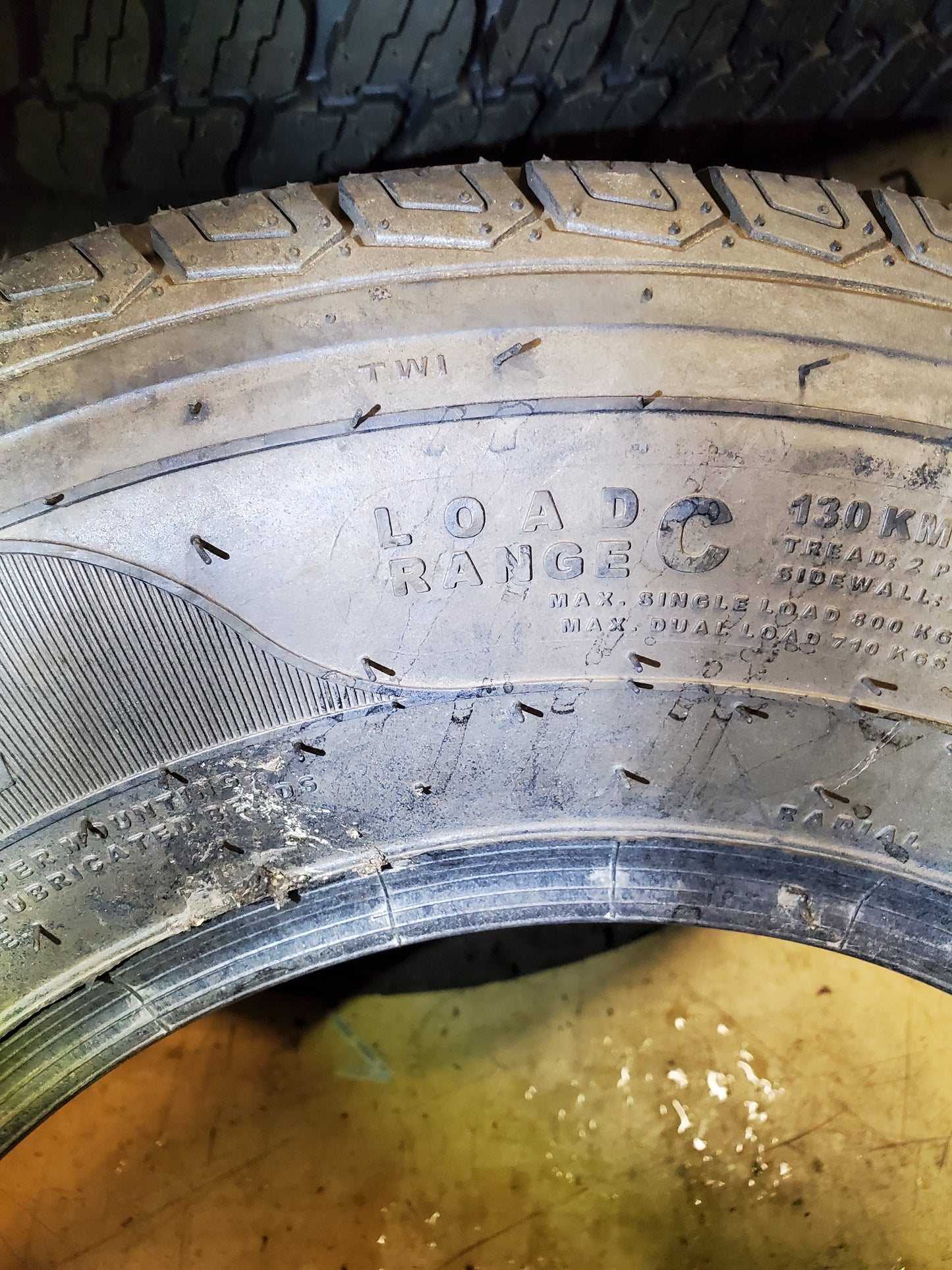 NOS CARLISLE RADIAL TRAIL BSW ST 205 75 14 TRAILER TIRE 6H04551