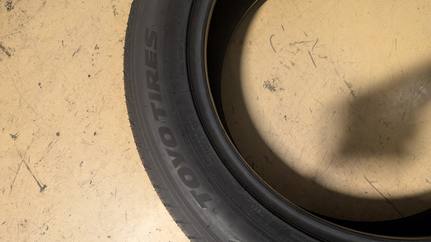 TOYO CELSIUS SPORT BSW P 235 55 19 105V XL ALL WEATHER TIRE 127560