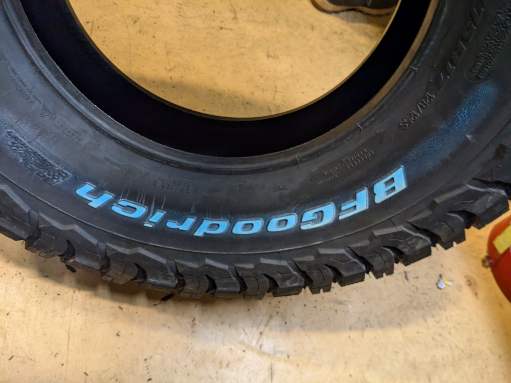 BFGOODRICH ALL TERRAIN T/A KO3 RWL LT 285 75 17 128/125S  LRE 10PLY TIRE 30398