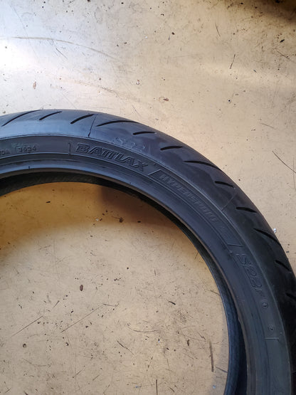 BRIDGESTONE BATTLAX S22 BSW 120 70 17 58W FRONT MOTORCYCLE TIRE 11449