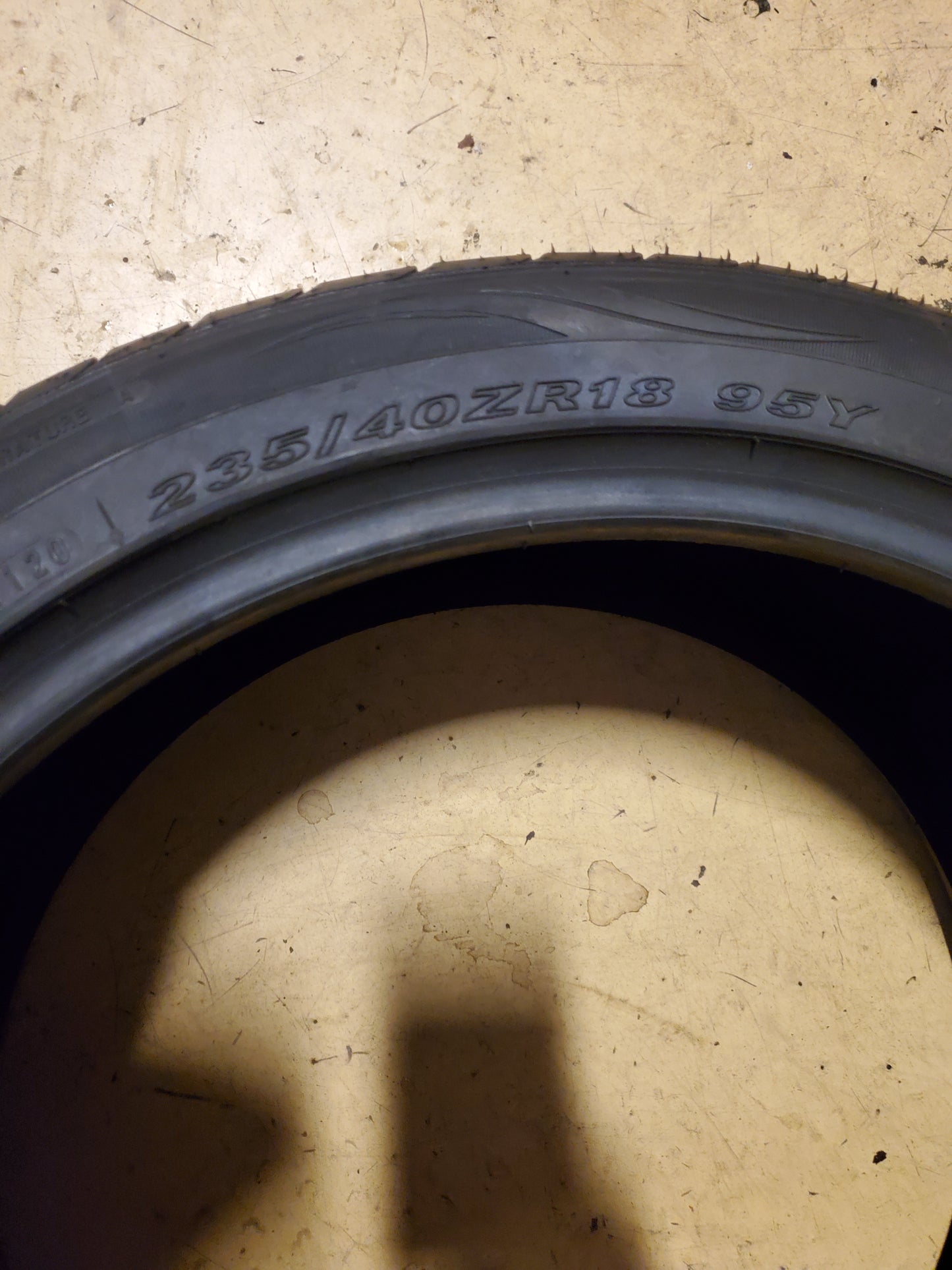 NOS NEXEN NFERA SU1 BSW P 235 40 18 95Y XL UHP TIRE 12302NXK