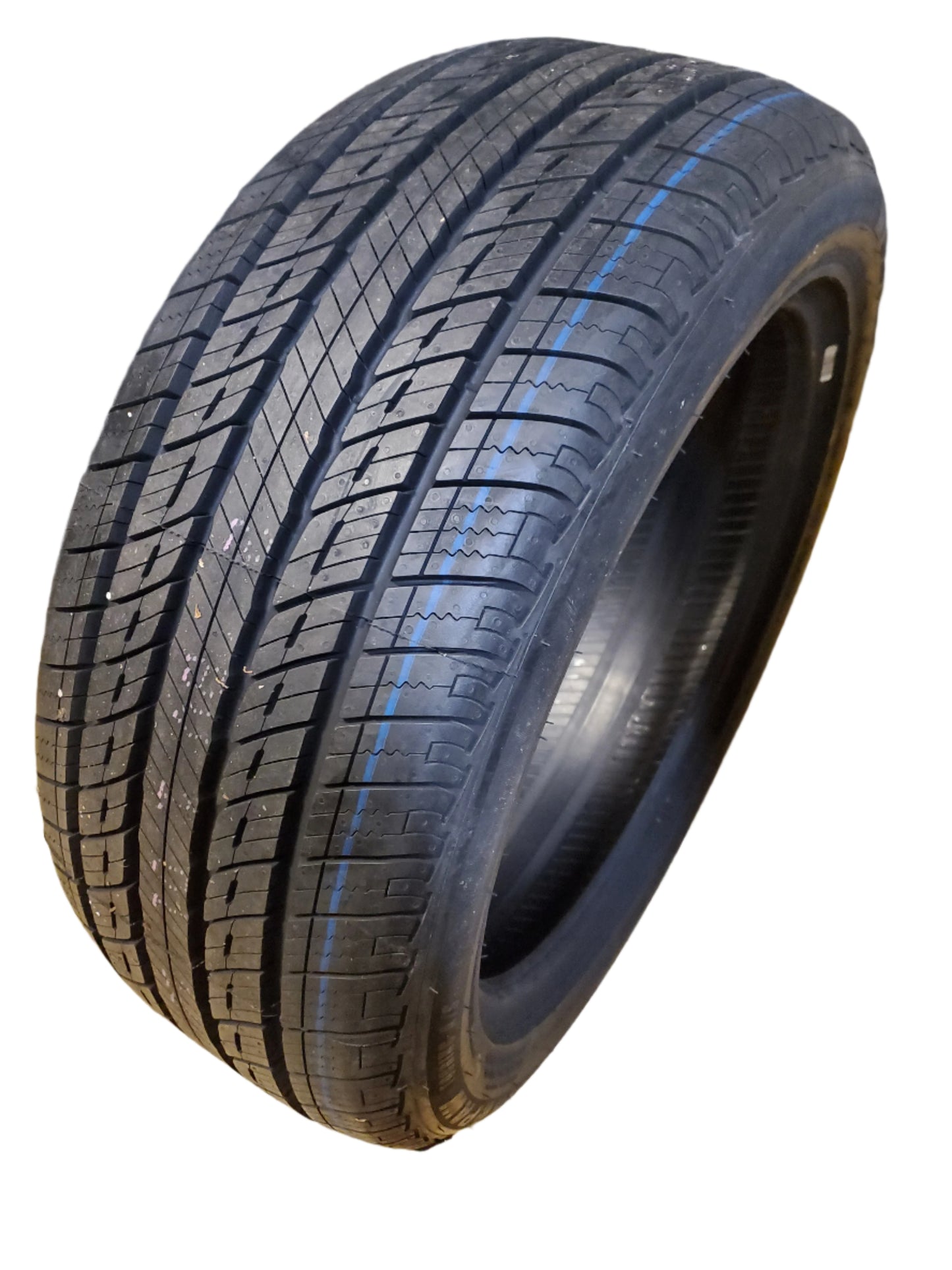 UNIROYAL TIGER PAW TOURING A/S BSW P 225 50 18 95H ALL SEASON TIRE 97913
