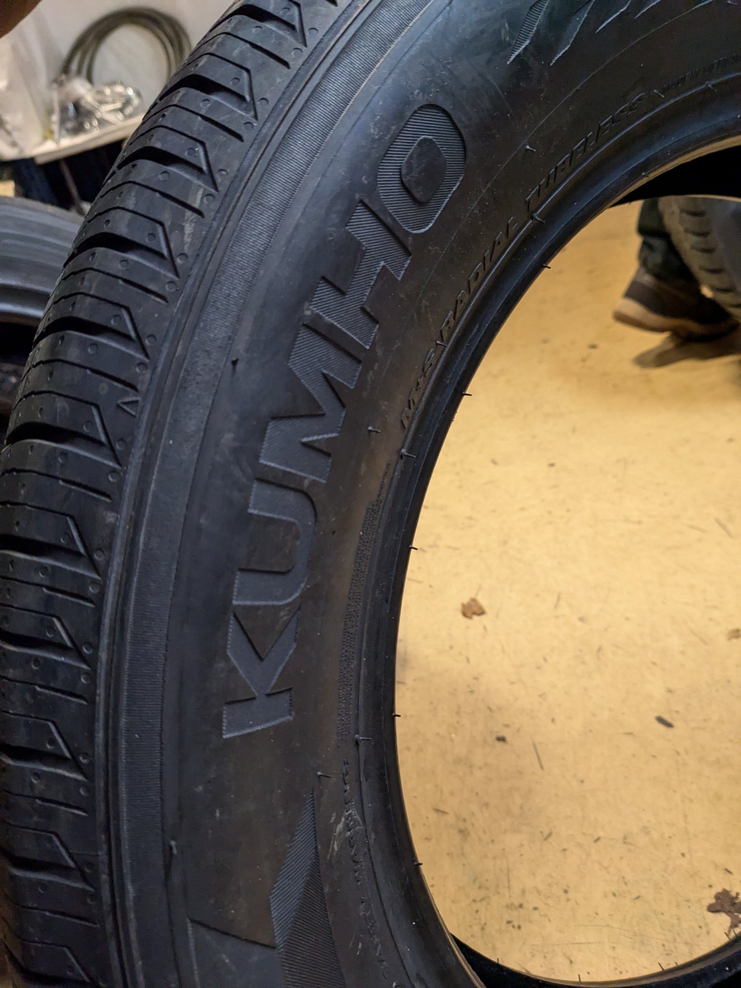 KUMHO SOLUS TA51A P 225 60 17 99H SL ALL SEASON TIRE 2285543