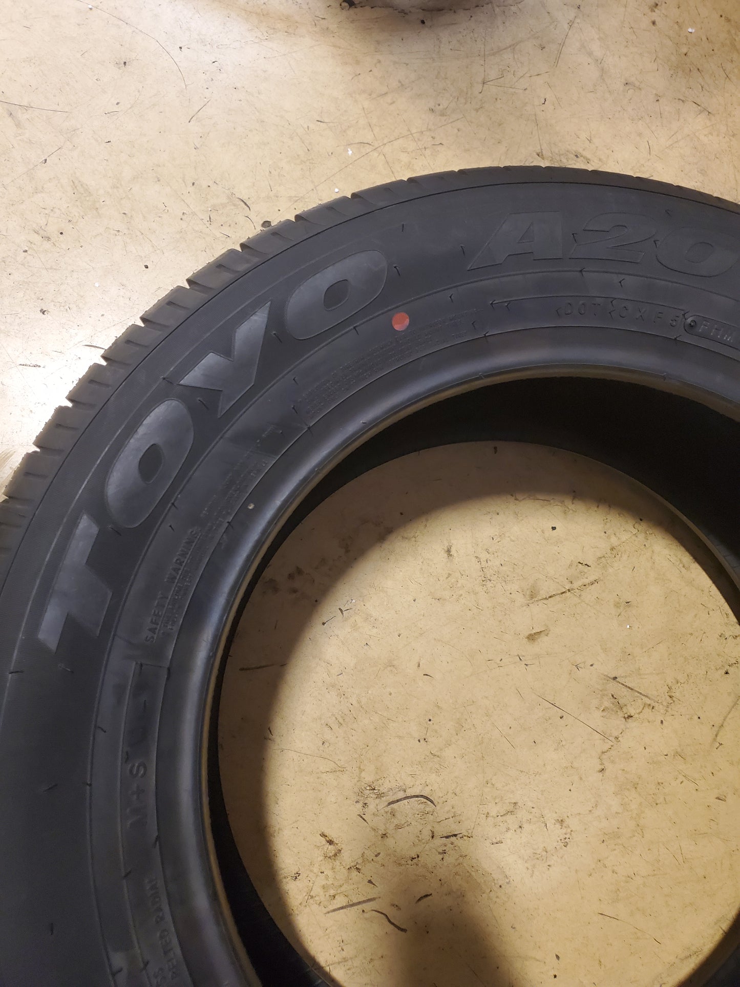 NOS TOYO OPEN COUNTRY A20 BSW P 225 65 17 101H ALL SEASON TIRE 300780