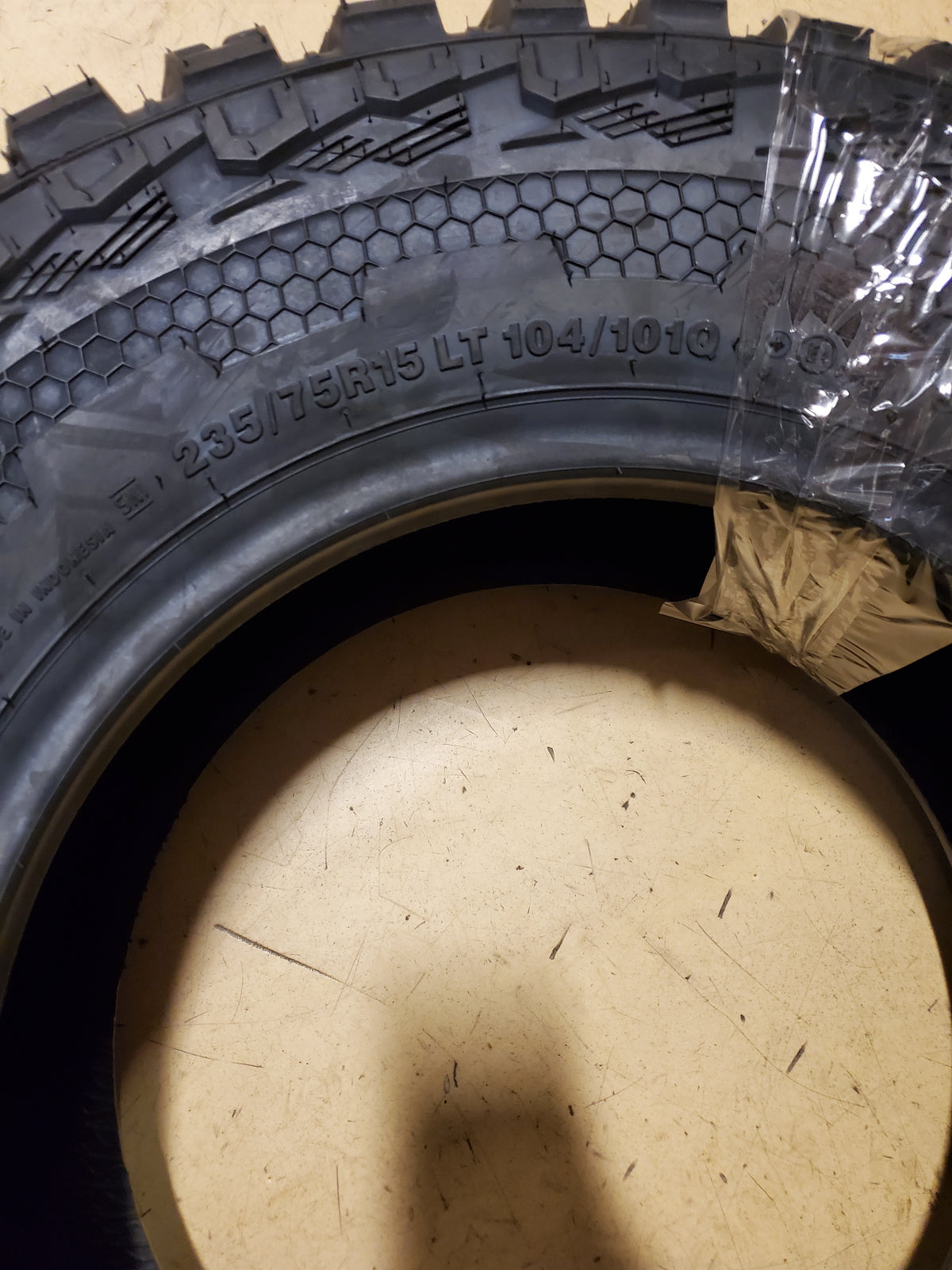 FORCEUM MT 08 PLUS BSW LT 235 75 15 104/101Q 6PLY MUD TIRE 12000046769