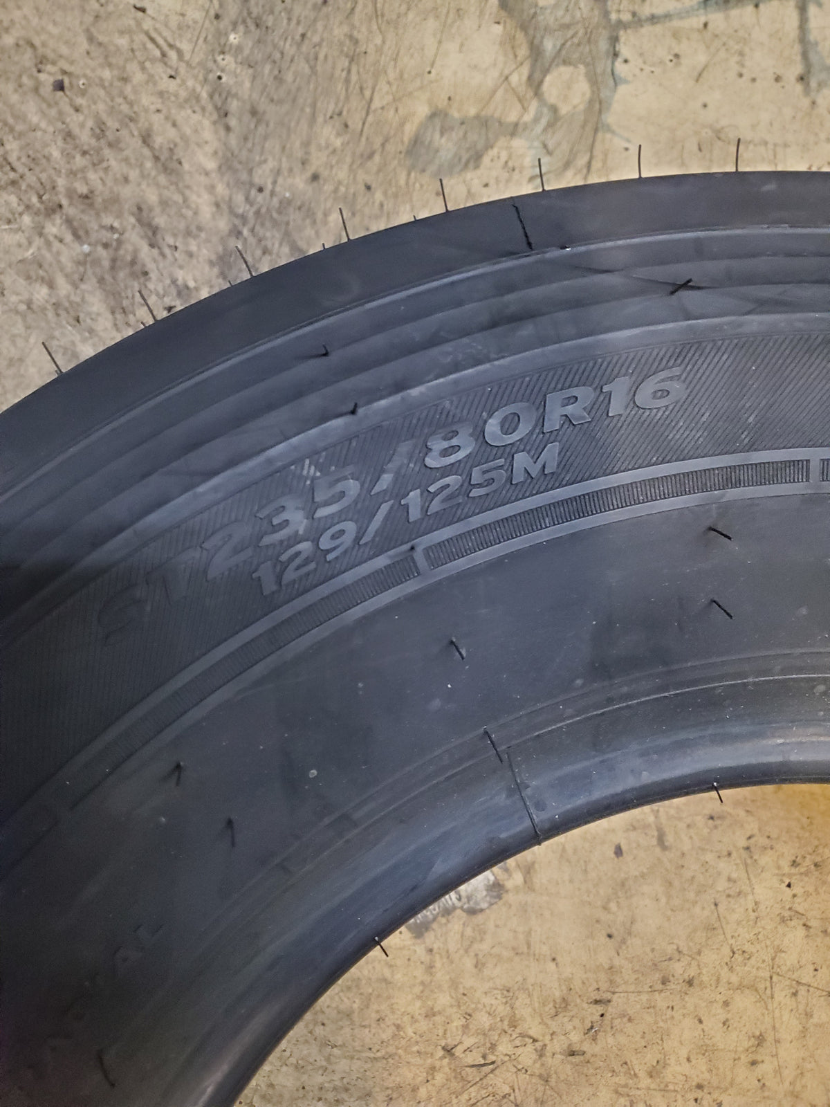 HANKOOK SMART FLEX TH31 BSW ST 235 80 16 14PLY TRAILER TIRE 3003859