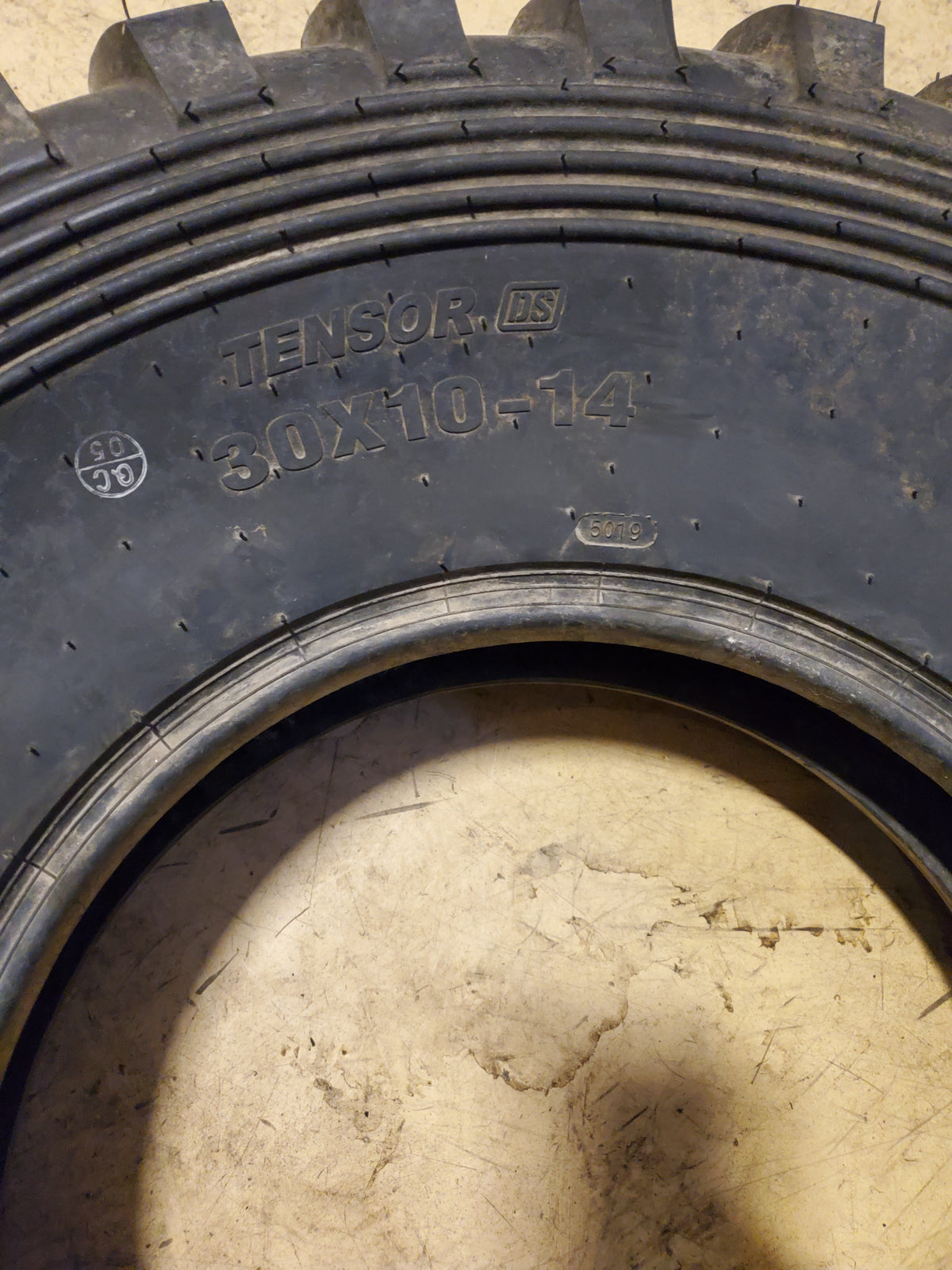 NOS TENSOR DESERT SERIES BSW 30 10 14 ATV/UTV TIRE TT301014DS60