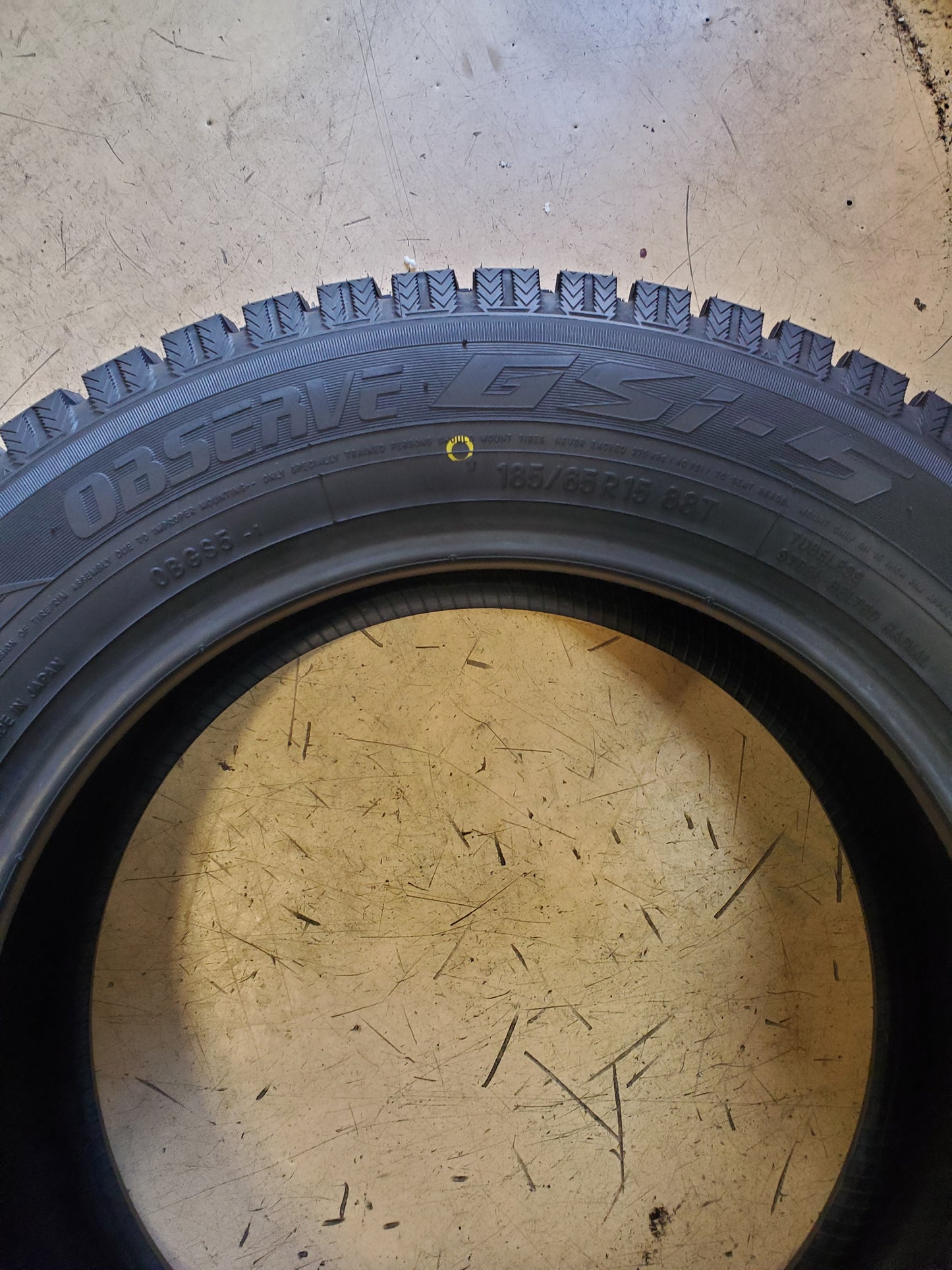 NOS TOYO OBSERVE GSI-5 BSW P 185 65 15 88T WINTER TIRE 130030