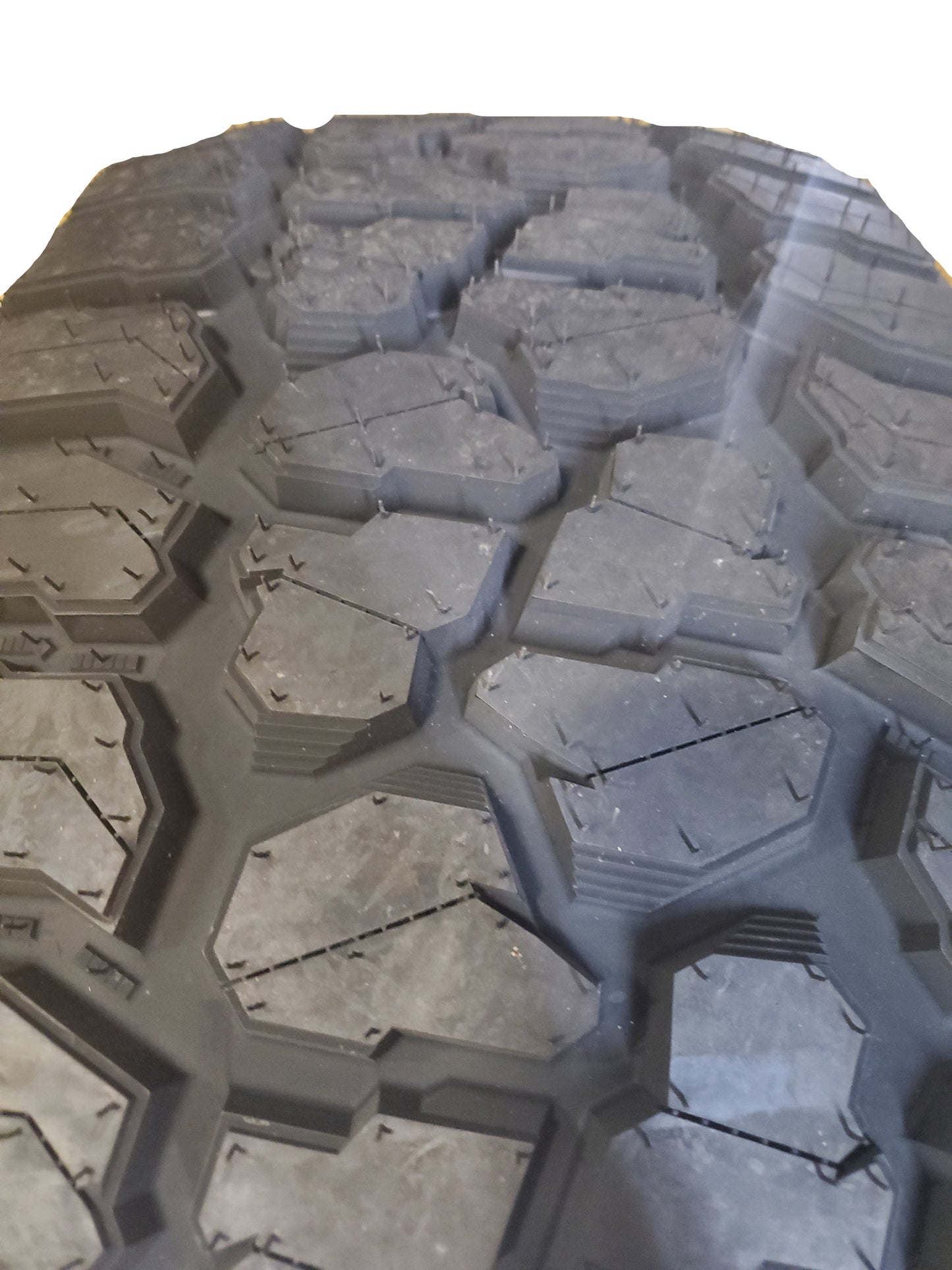 ACHILLES RUGGED HAWK BSW LT 35 12.5 20 125Q 12PLY RUGGED TIRE ARH95