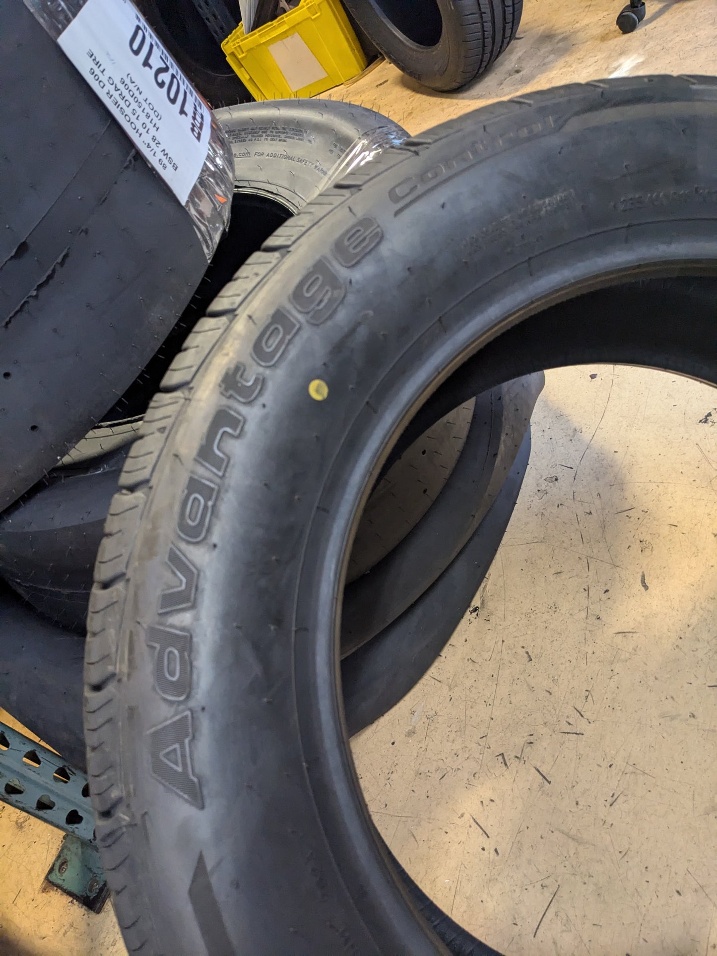 BFGOODRICH ADVANTAGE CONTROL A/S  BSW P 235 60 18 107H XL ALL SEASON TIRE 58194