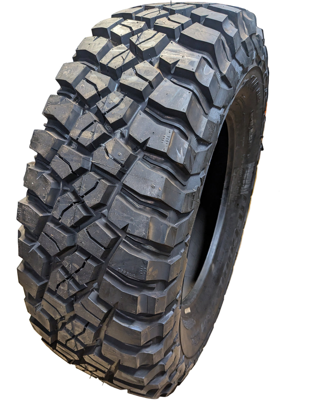 NOS BFGOODRICH MUD TERRAIN T/A KM3 BSW LT 255 75 17 111/108Q 6PLY MUD TERRAIN TIRE 43996
