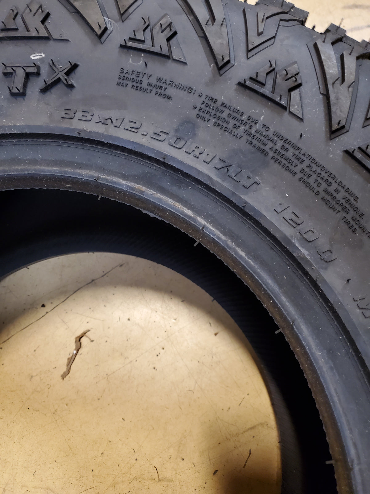 DELIUM TERRA RAIDER A/TX KU257 LT 33 12.5 17 120Q 10PLY ALL TERRAIN TIRE D263270