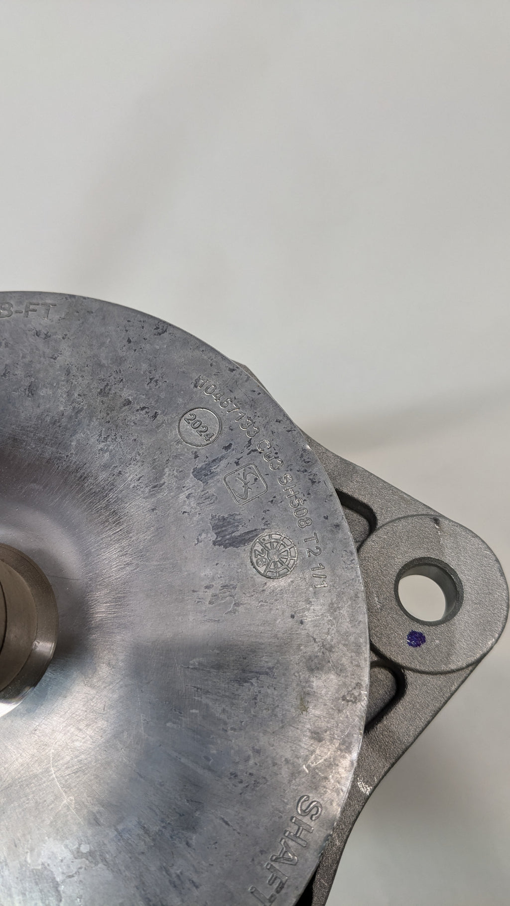 DELCO REMY ALTERNATOR 35SI MODEL 12V 140A 1/4 B+ OUTPUT TERMINAL J180 HINGE 8600064