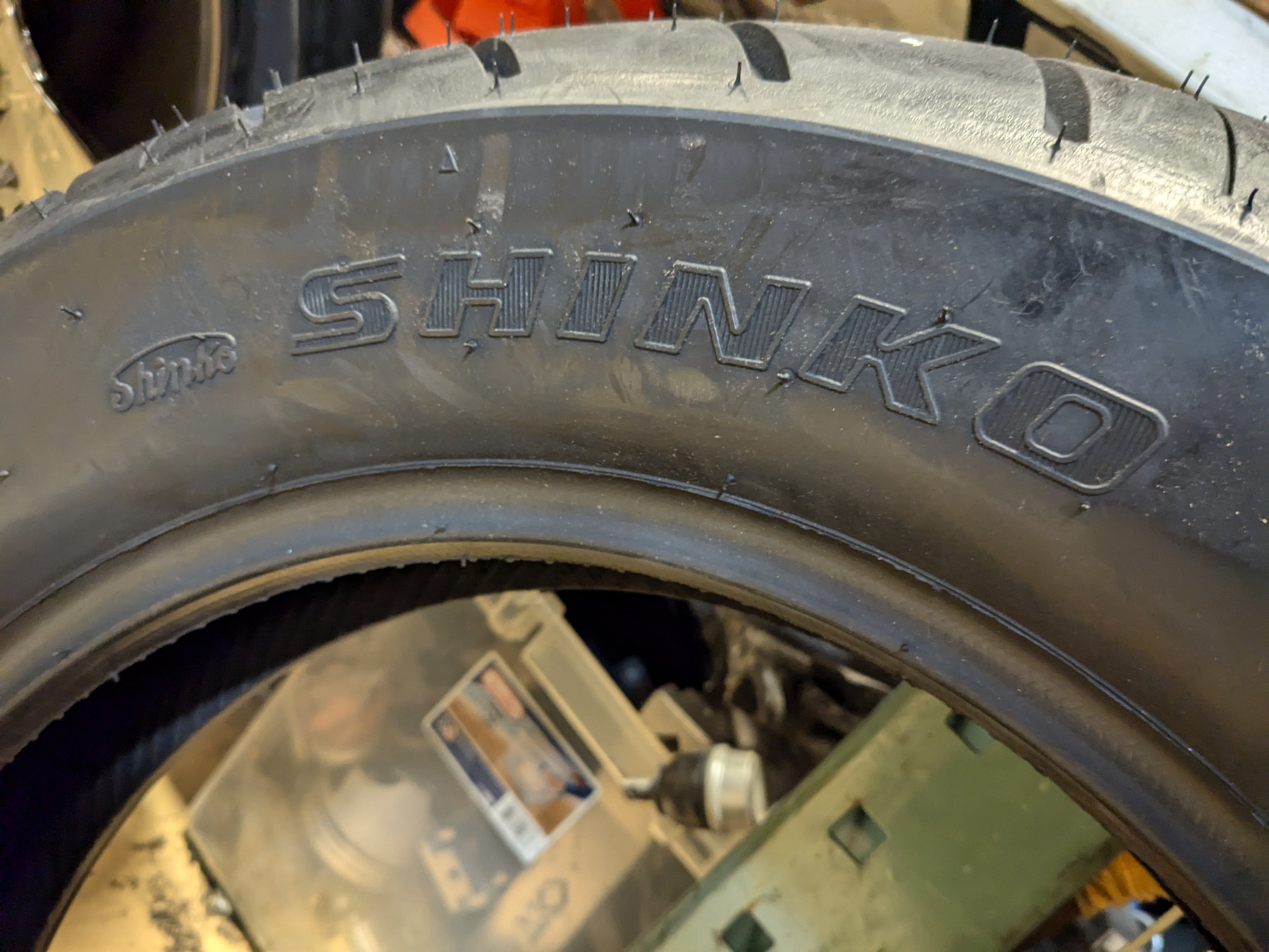 SHINKO SR777 HD BSW 170 80 15 83H REAR MOTORCYCLE TIRE 874592