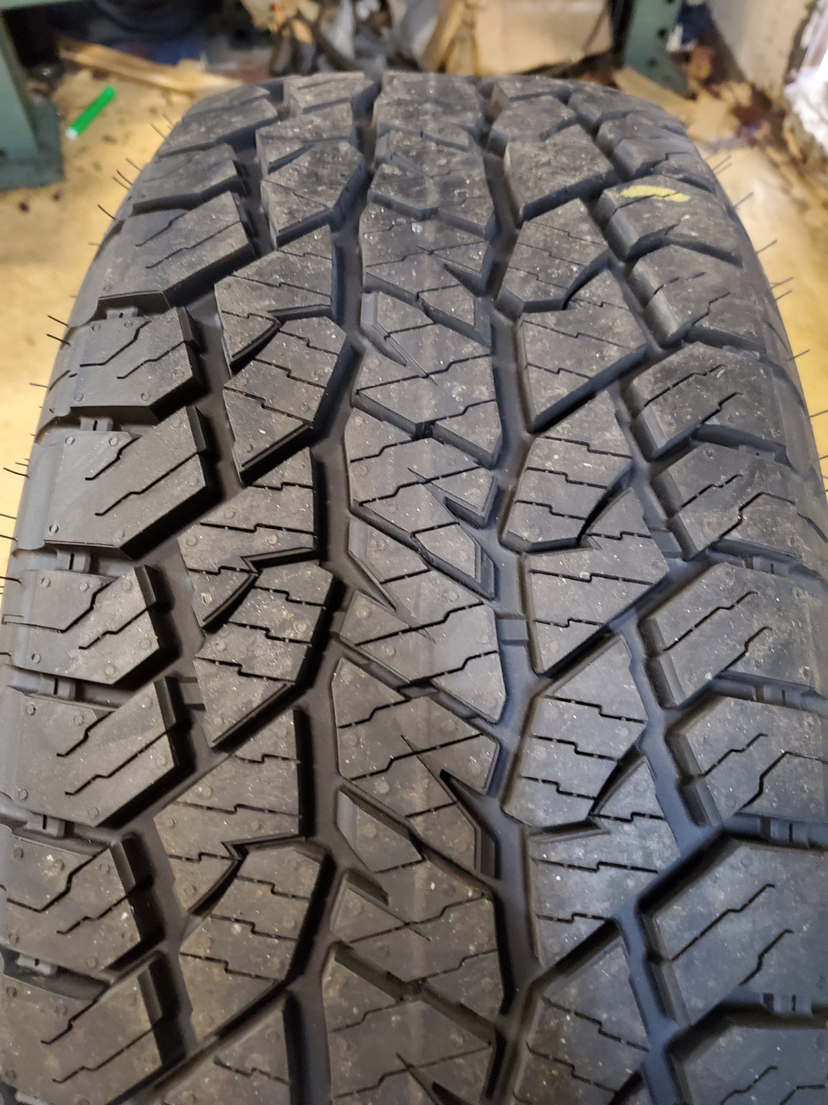 HANKOOK DYNAPRO AT2 XTREME BSW P 225 55 18 98V ALL TERRAIN TIRE 1035298