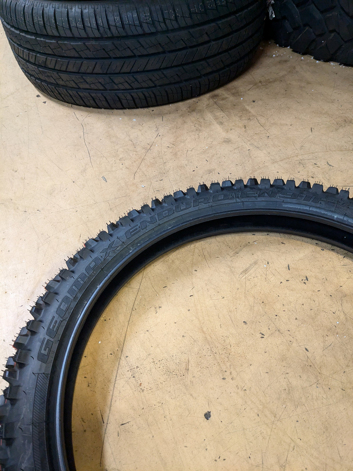 DUNLOP GEOMAX ENDURO EN91F 90 90 21 54R FRONT MOTORCYCLE TIRE 45242081