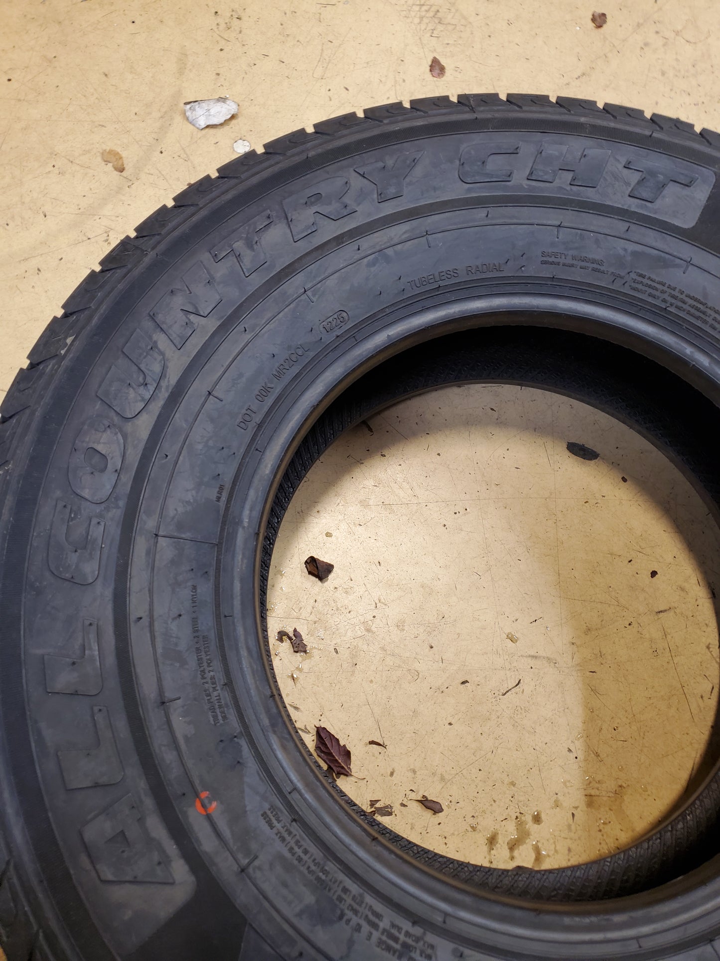 IRONMAN ALL COUNTRY CHT BSW LT 235 85 16 120/116R 10PLY ALL SEASON TIRE 93704