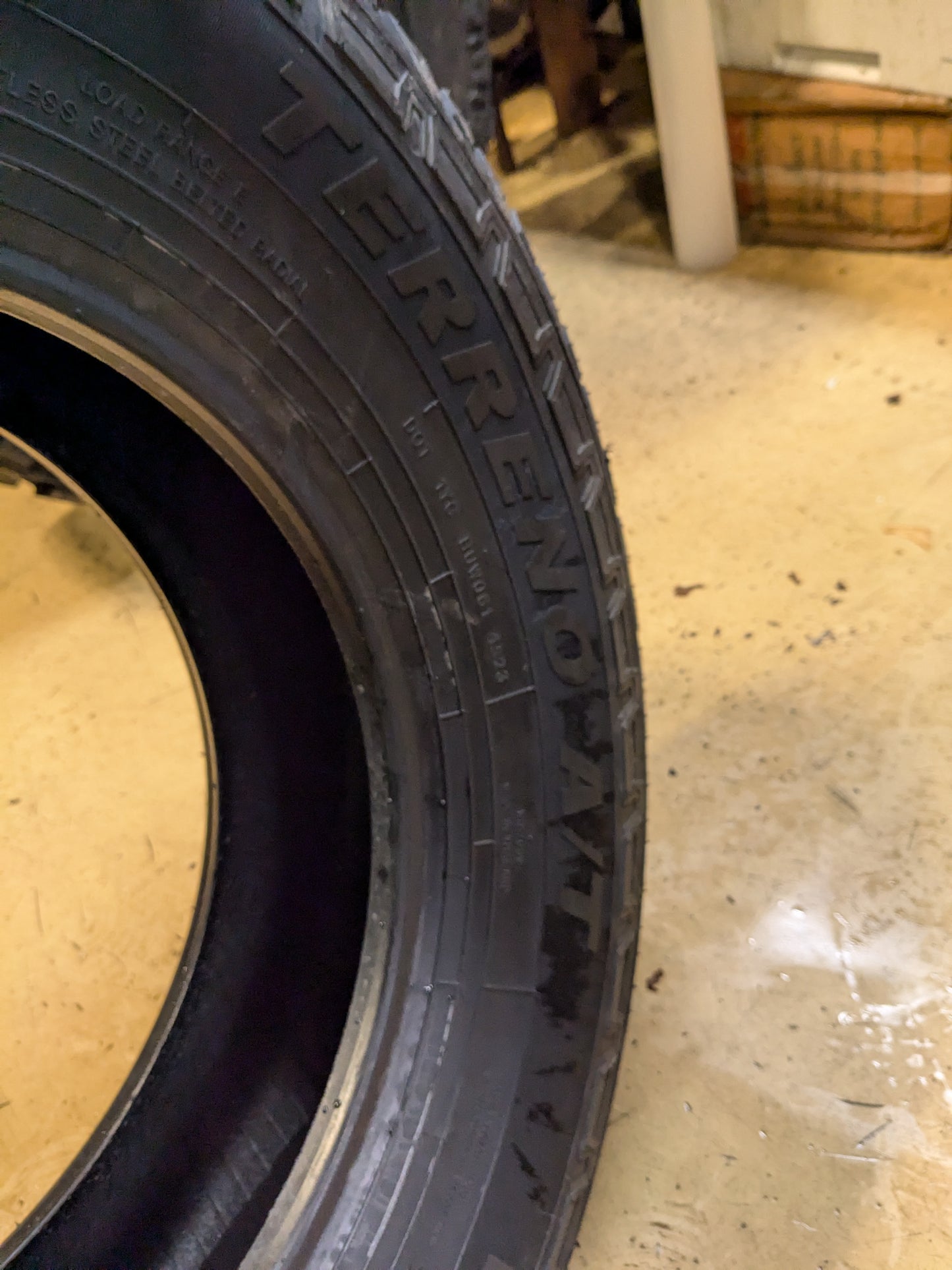 FINALIST TERRENO A/T BSW LT 285 70 17 121/118R LRE 10PLY ALL TERRAIN TIRE LLLT042