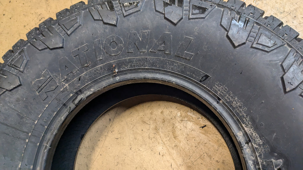 NATIONAL COMMANDO AT4S BSW LT 285 75 16 126/123R 10PLY ALL TERRAIN TIRE NLT68