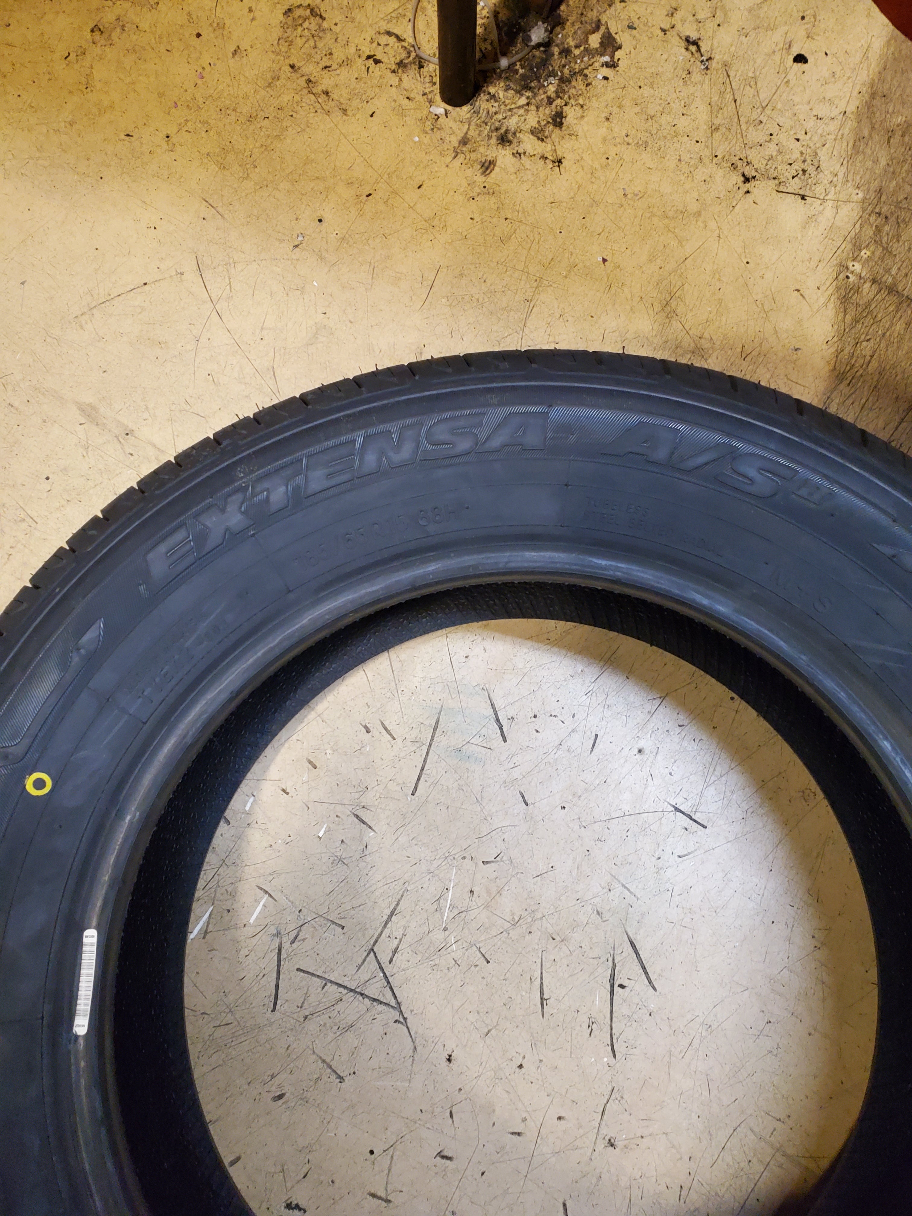 NOS TOYO EXTENSA A/S II BSW P 185 65 15 88H ALL SEASON TIRE 147860