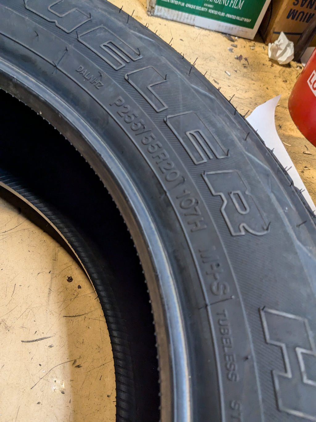 2 NOS BRIDGESTONE DUELER H/L ALENZA TPC SPEC BSW P 255 55 20 107H TIRE 007156