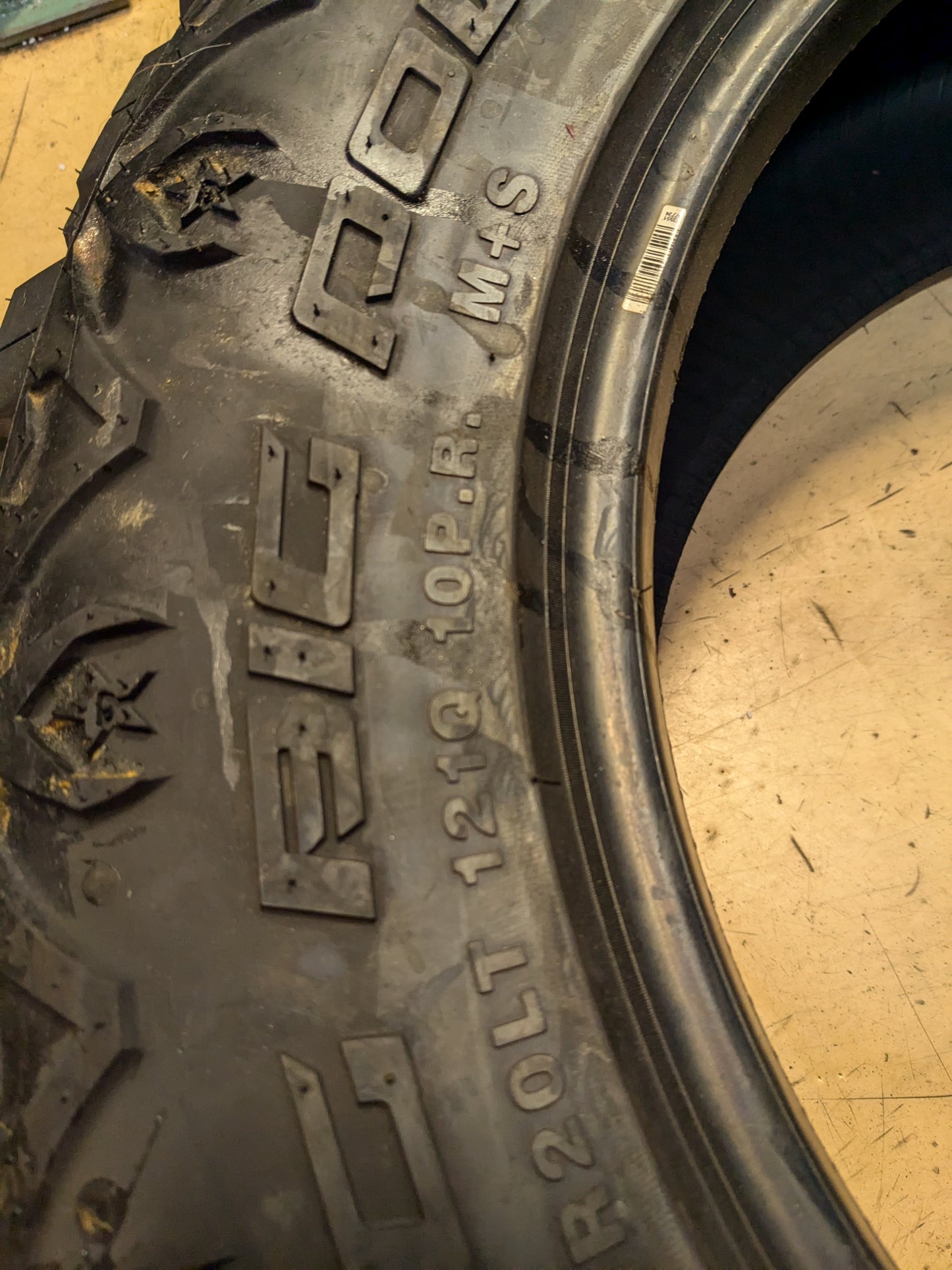 RBP REPULSOR M/T RX LT 35 12.5 20 121Q LRE 10 PLY MUD TERRAIN TIRE RBPST20125020