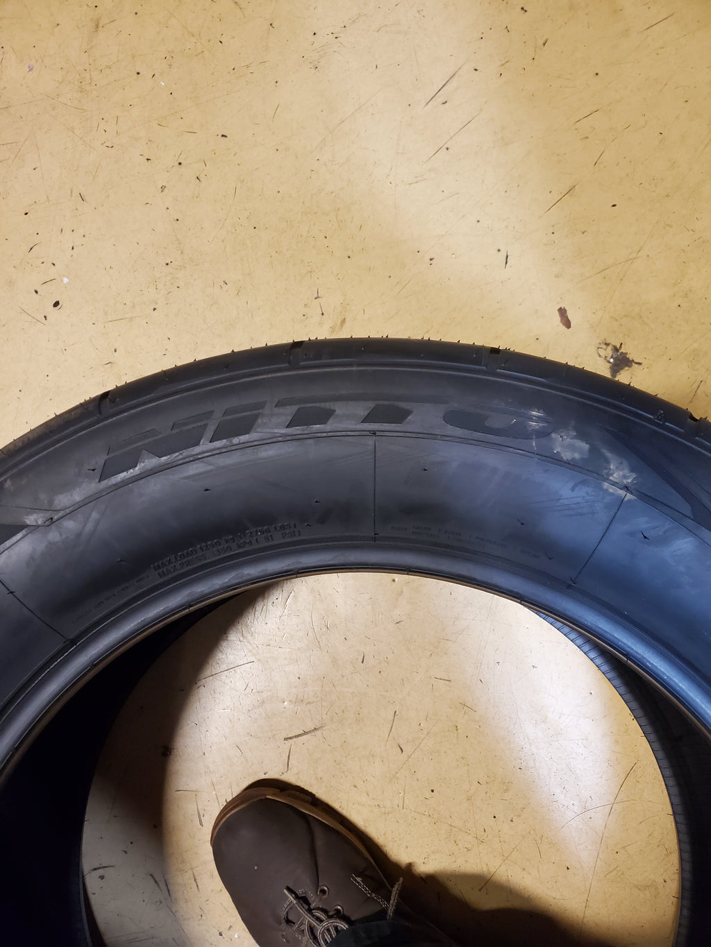 NITTO NT555RII BSW P 305 50 20 116V RACING TIRE 108820