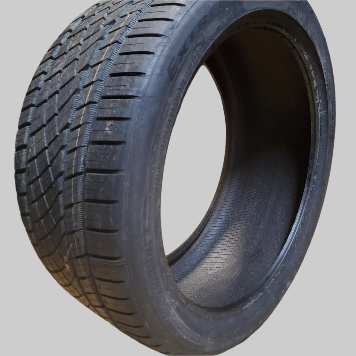 CONTINENTAL EXTREMECONTACT DWS06 PLUS P 315 35 22 111Y XL ALL SEASON TIRE 15571580000