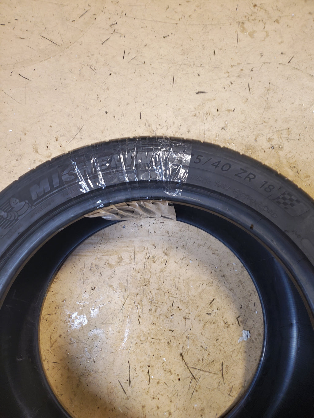 MICHELIN PILOT SPORT ALL SEASON 4 BSW P 275 40 18 103Y XL TIRE 75961