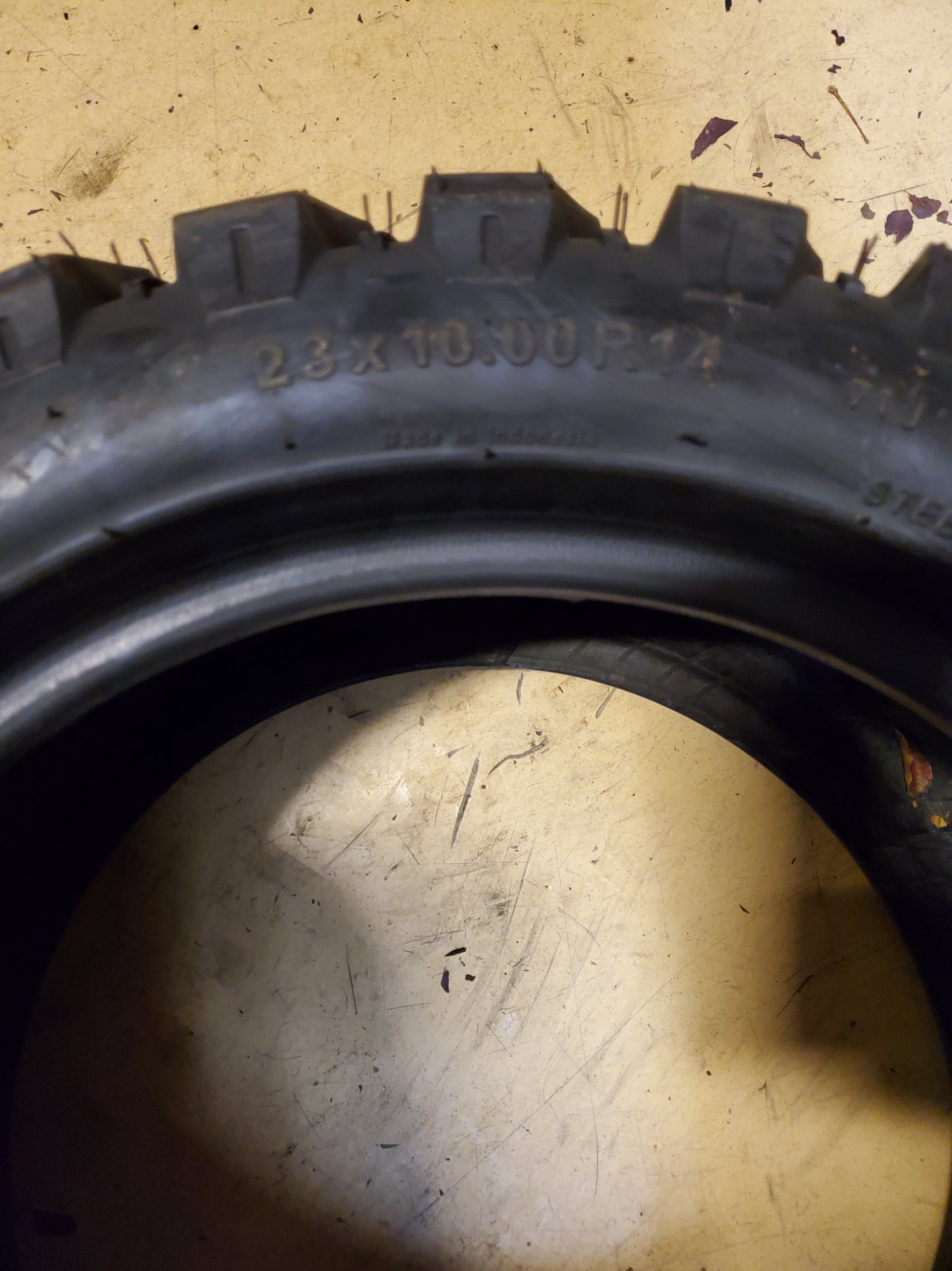 GTW NOMAD BSW 23 10 14 71J 4PLY GOLF TIRE 20064