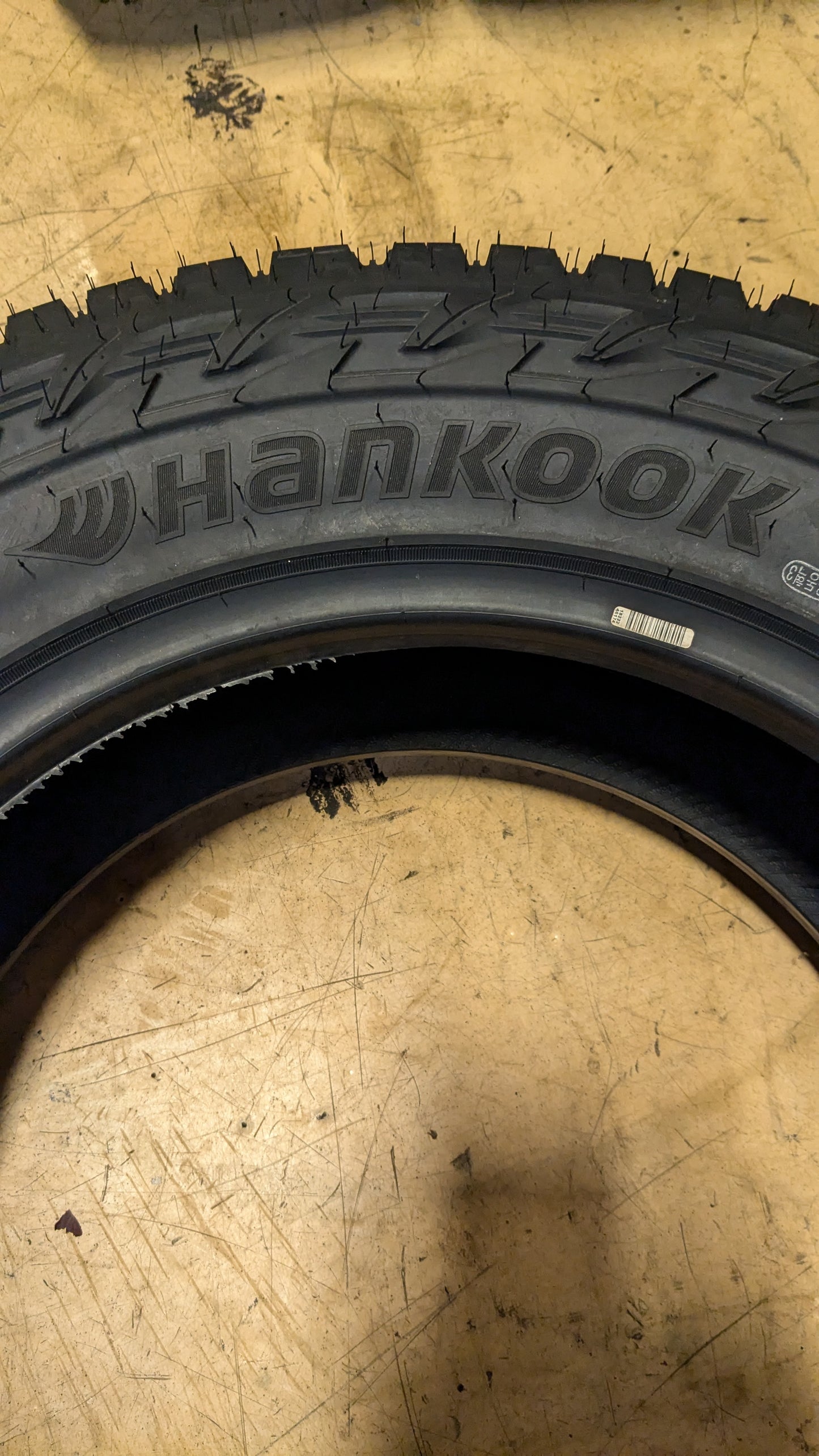HANKOOK DYNAPRO XT RC10 BSW LT 275 65 20 126/123R 10PLY ALL TERRAIN 2021388