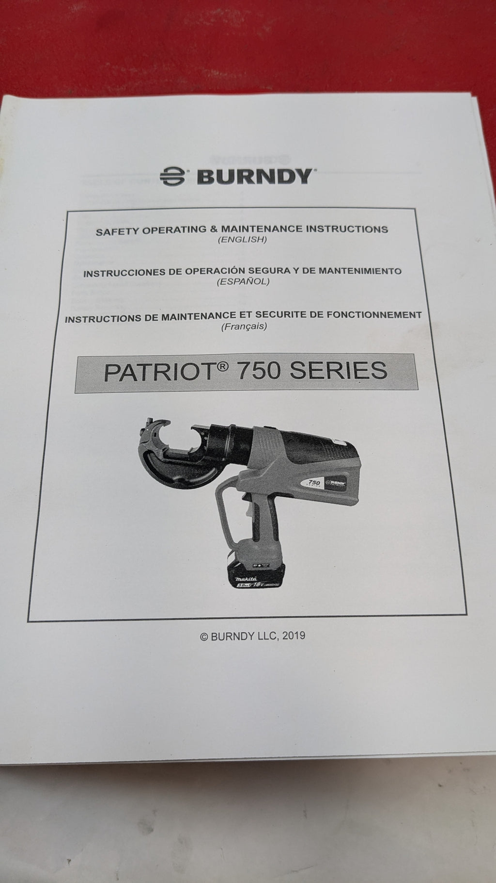 BURNDY PATRIOT 750 SERIES CRIMPER WITH CHARGER AND NEW BATTERY
