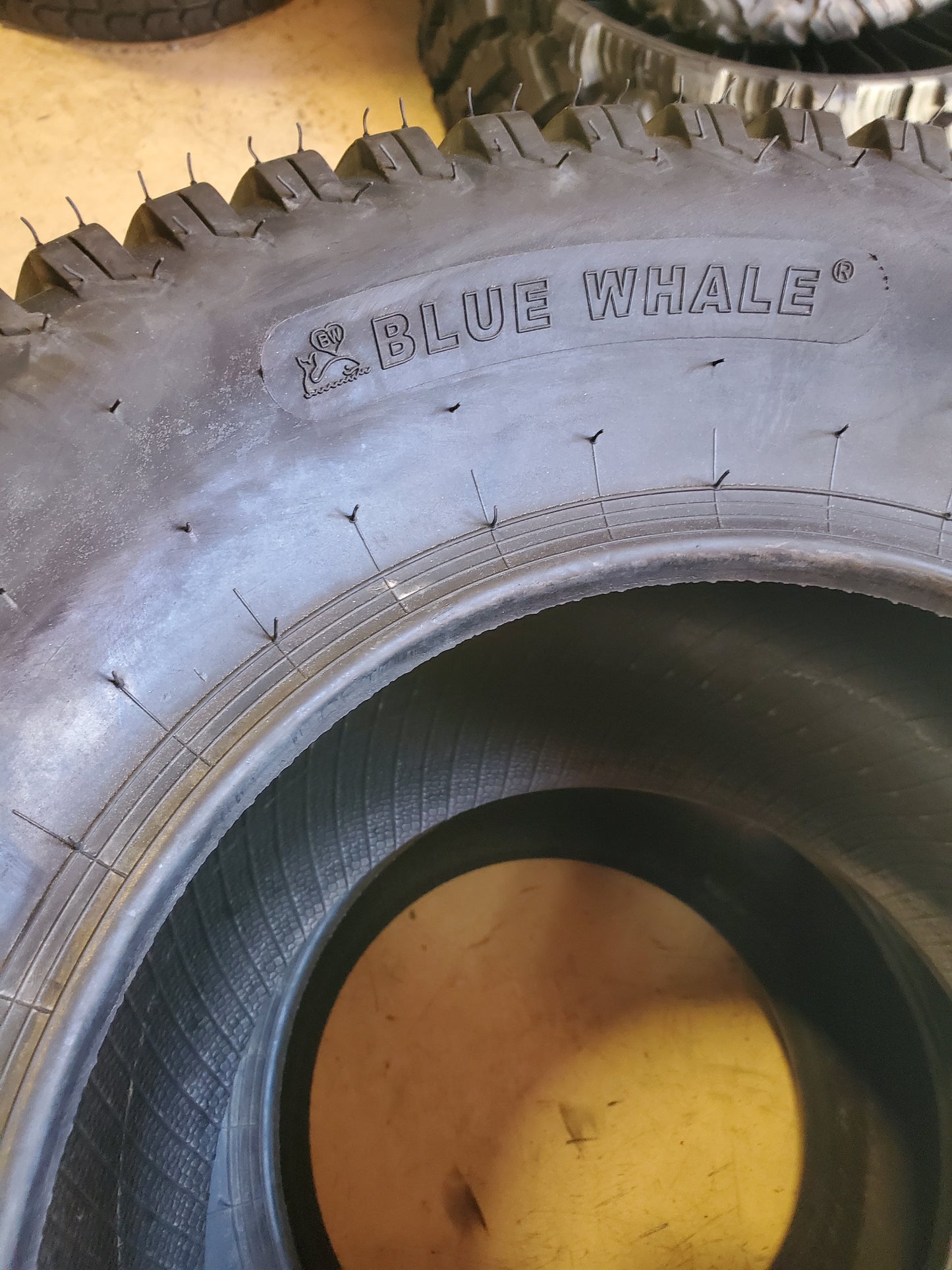 BLUE WHALE BSW 24 12 12 4PLY LAWN TIRE BW241212